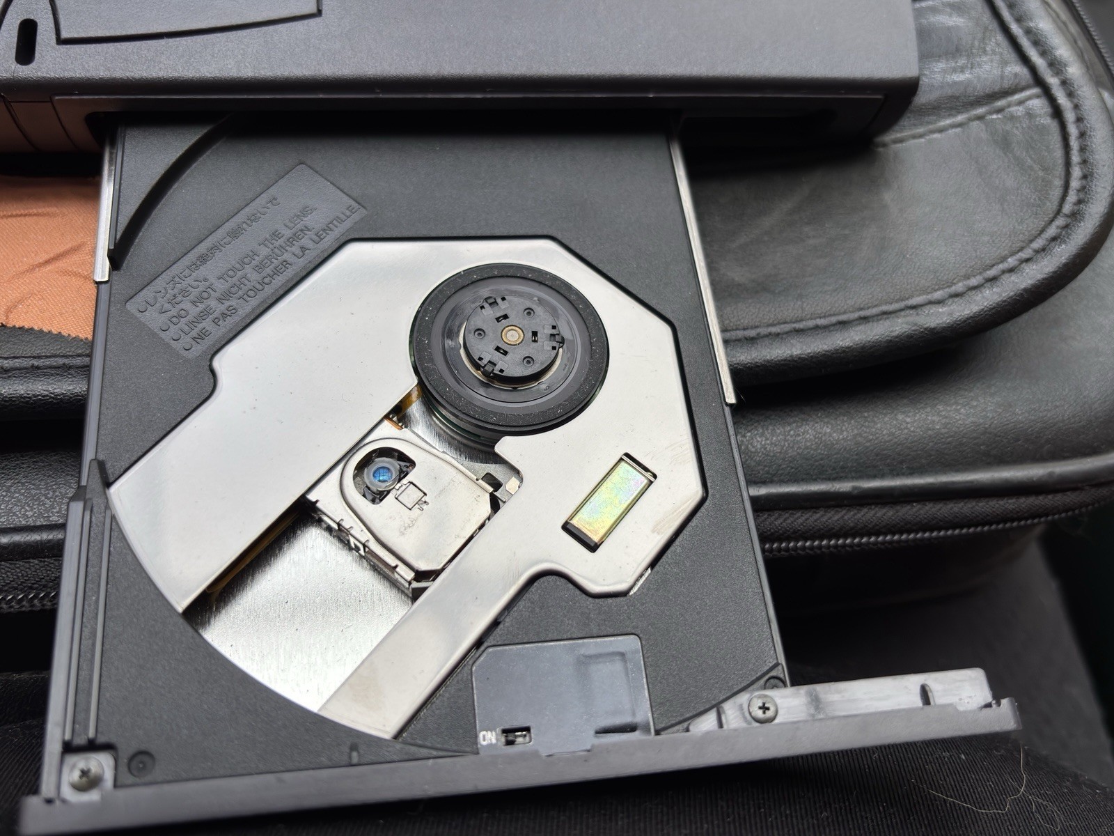 Dell Latitude CP M233ST, Boots to BIOS, Pentium 233MHz 128MB RAM, 3GB HDD, NO OS