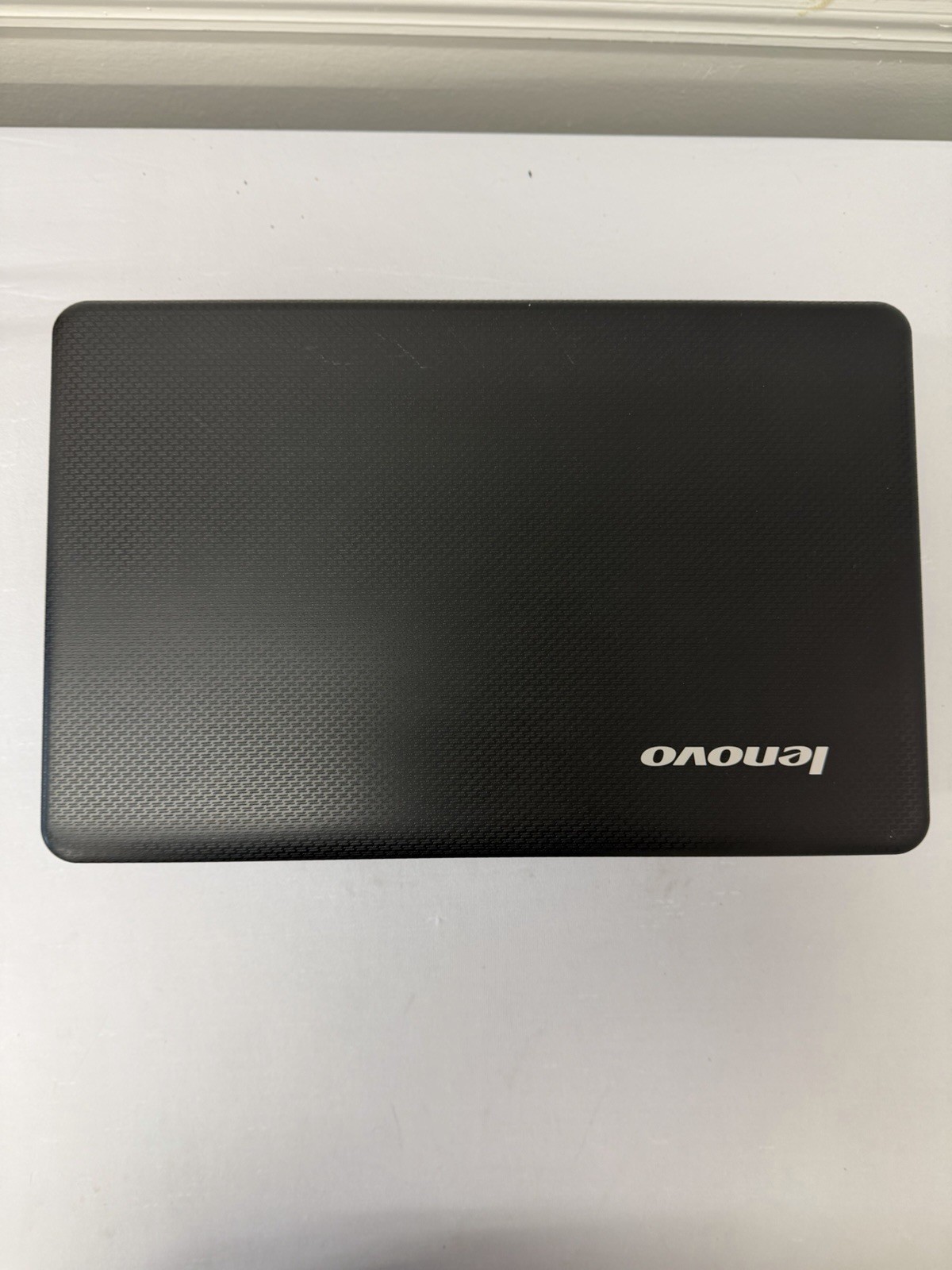 Lenovo 6550 Laptop – Good Screen – Intel Duo T6600 – Read Des
