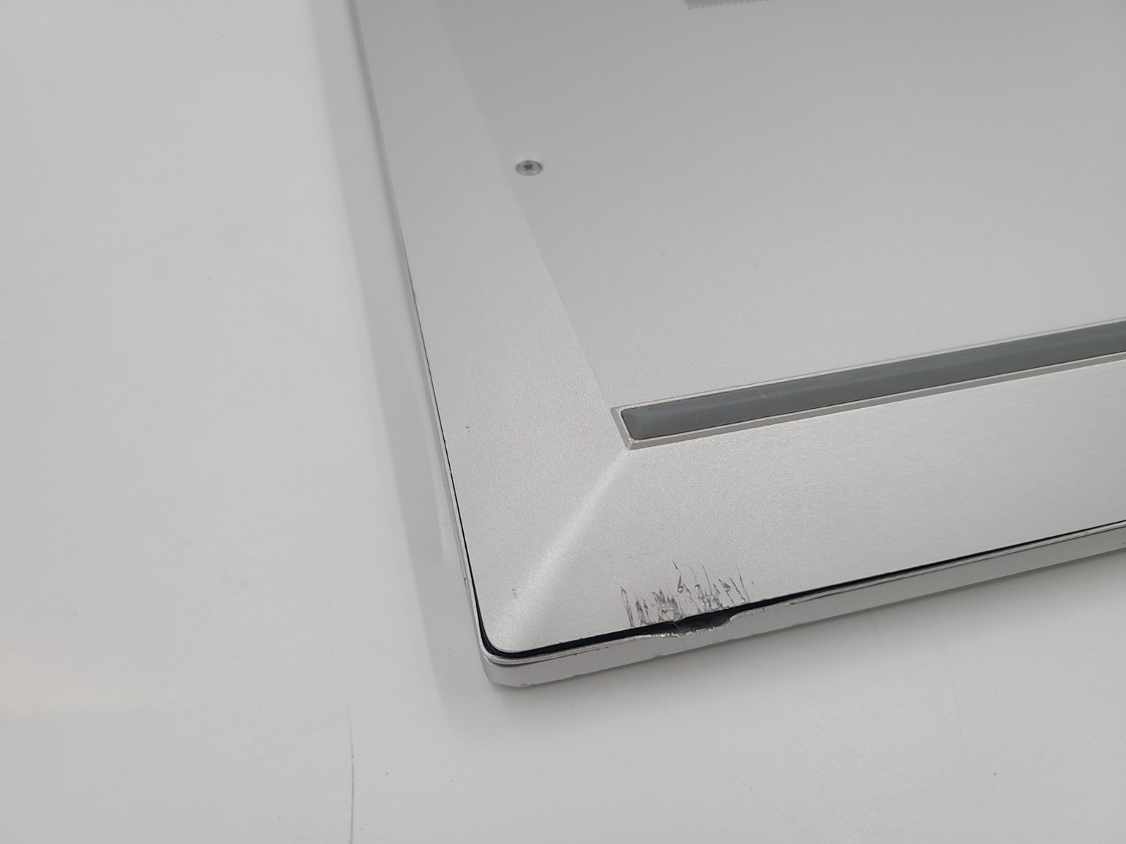 HP EliteBook 840 G8 i7-1165G7 2.80GHz 16GB Ram 256GB SSD Win 11 Pro