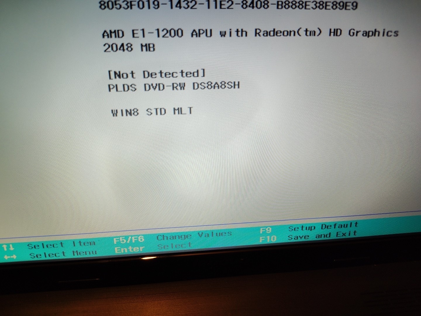 Lenovo IdeaPad N585 AMD E1-1200 1.4 GHz 2GB RAM NO DRIVE