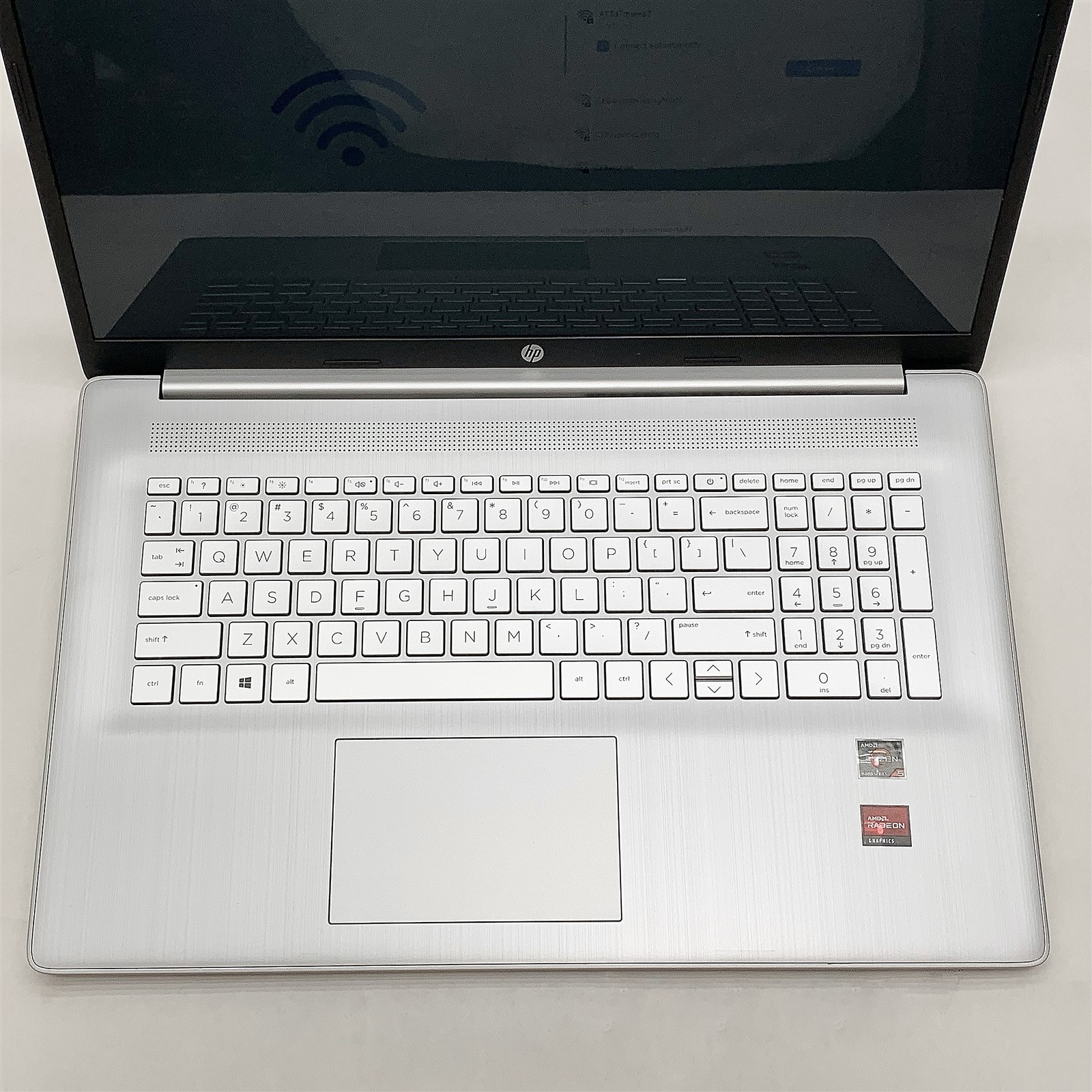 HP 17-cp0035cl Laptop AMD Ryzen 5500U 2.10GHZ 17.3″ 12GB 512GB NVMe Windows 11