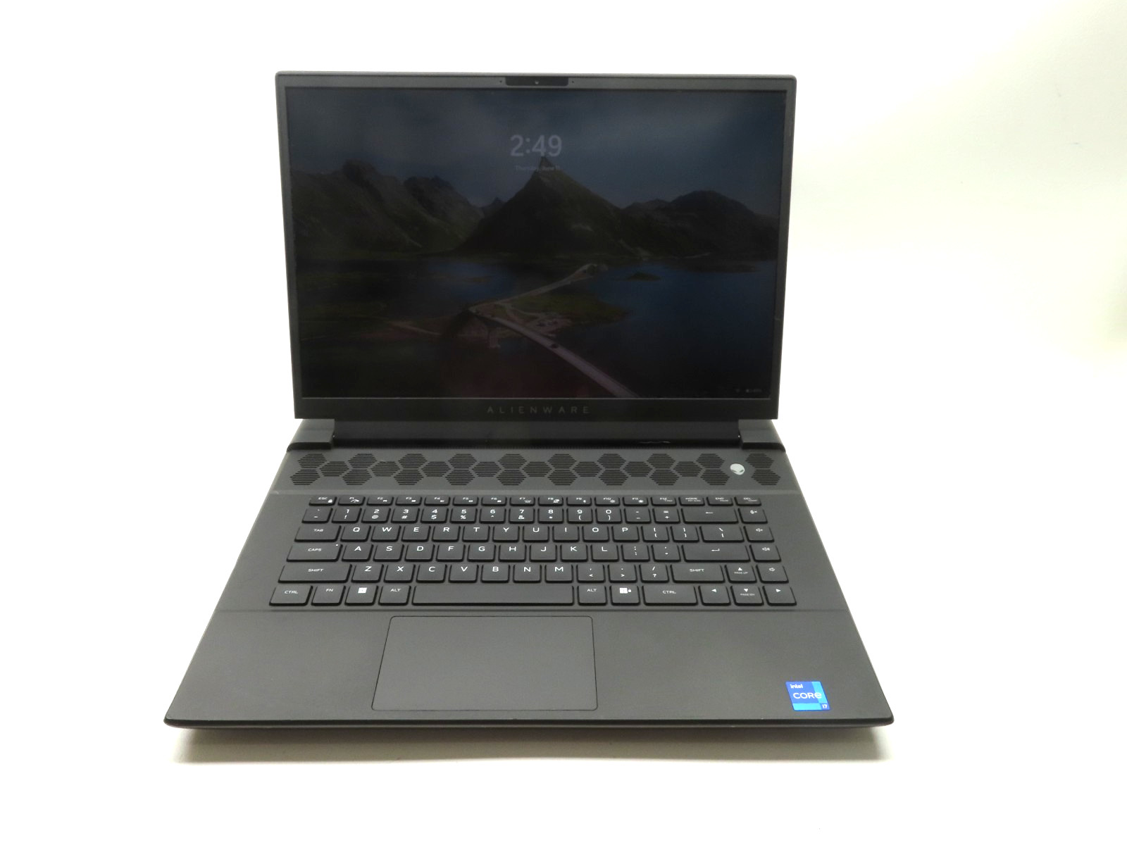 Alienware M16 R1 16″ Intel i7-13700HX 2.1GHz 16GB RAM 1TB SSD RTX 4070