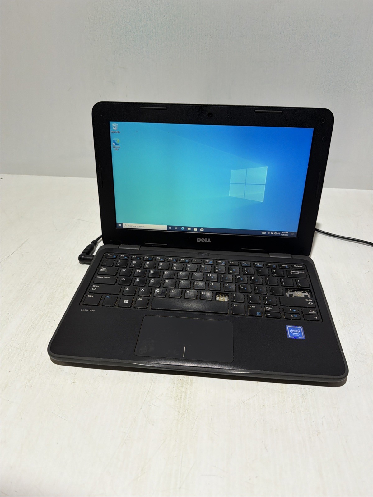 Dell Latitude 3180 11″ Laptop Celeron N3350 4gb Ram 64gb SSD Windows 10 Pro