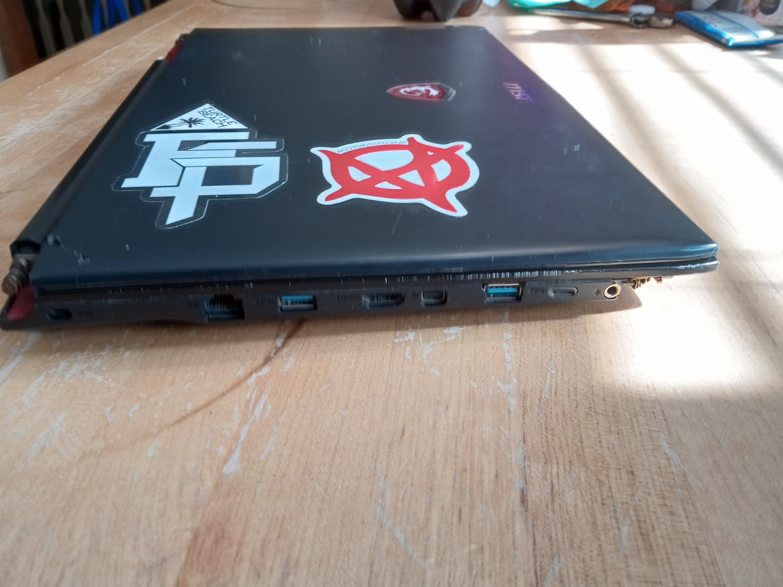 MSI GS65 Stealth Thin MS-16 jb-15.6″ i7-8 Gaming Laptop(Parts/Repair)
