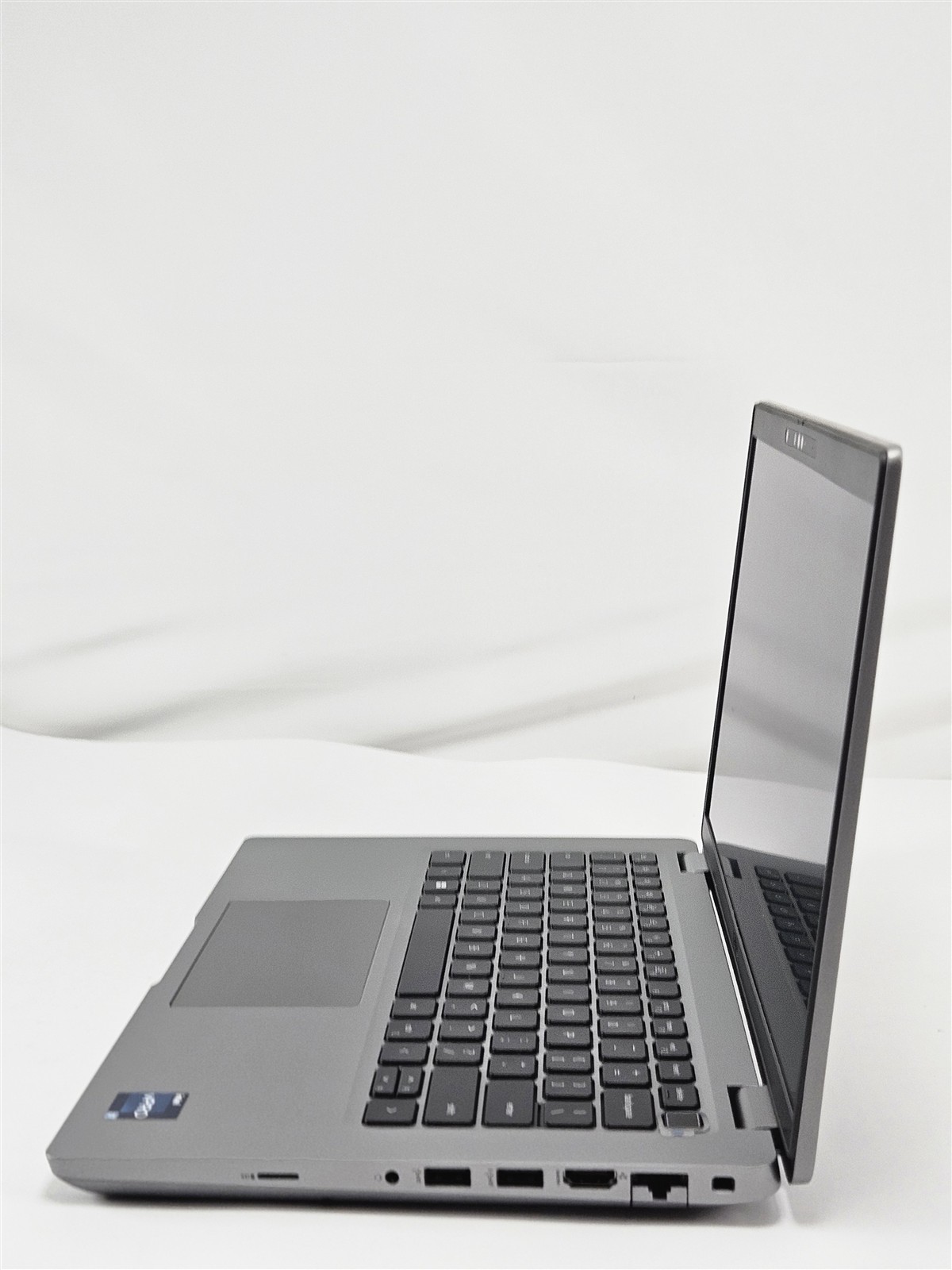 Dell Latitude 5431 16GB 256GB SSD i7-1270P 14″ HDMI Thunderbolt 4 Win11 Home