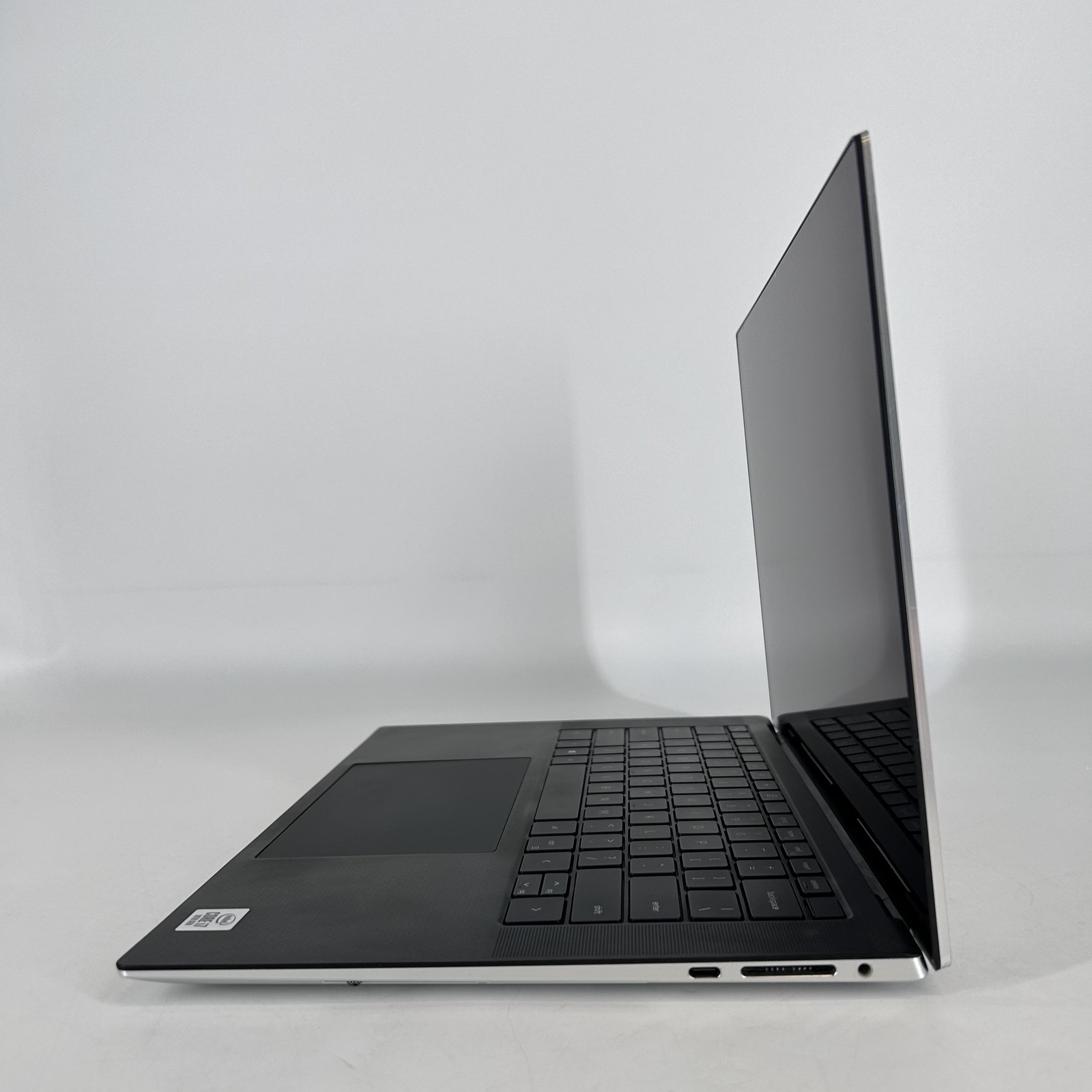 Dell XPS 15 9500 UHD+ TOUCH i7-10875H 2.30GHz 32GB 2TB SSD GTX 1650 Ti Good