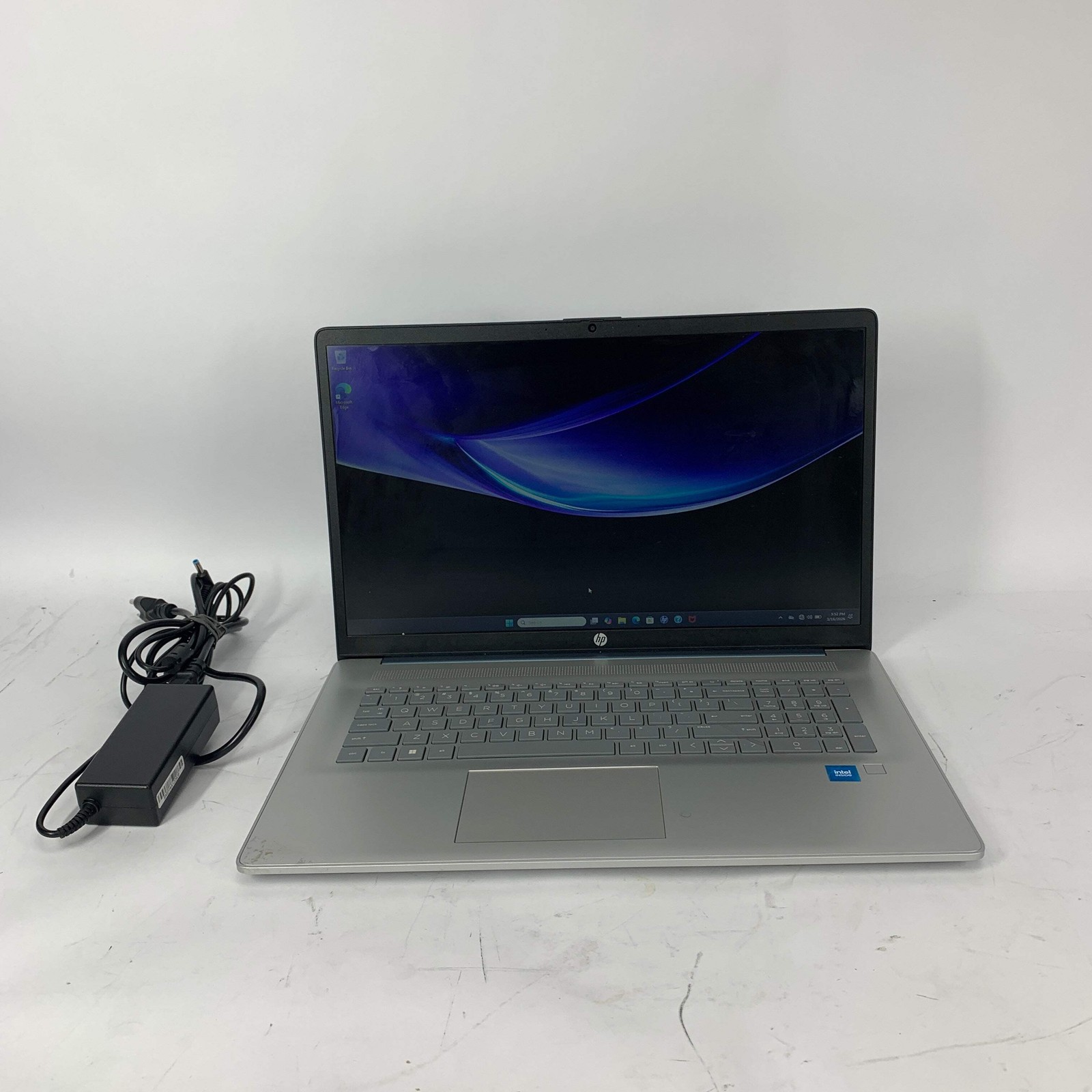 HP Laptop CN0512NR 17.3″ Celeron N4500 1.1GHz 4GB RAM 256GB SSD