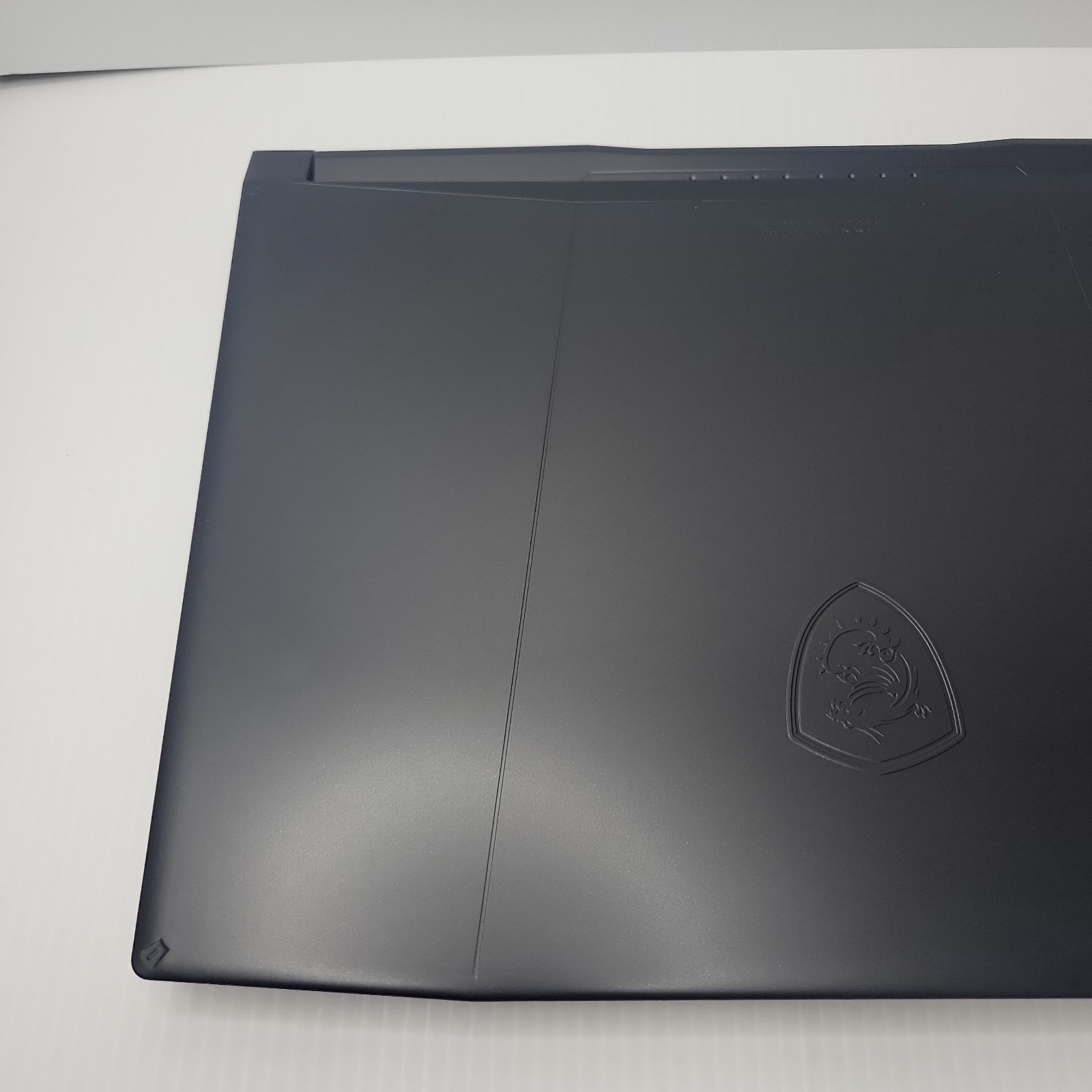 MSI Katana A15 AI B8VF 15.6″ Ryzen 8945HS RTX 4060 16GB Ram 1TB SSD Win 11 Home