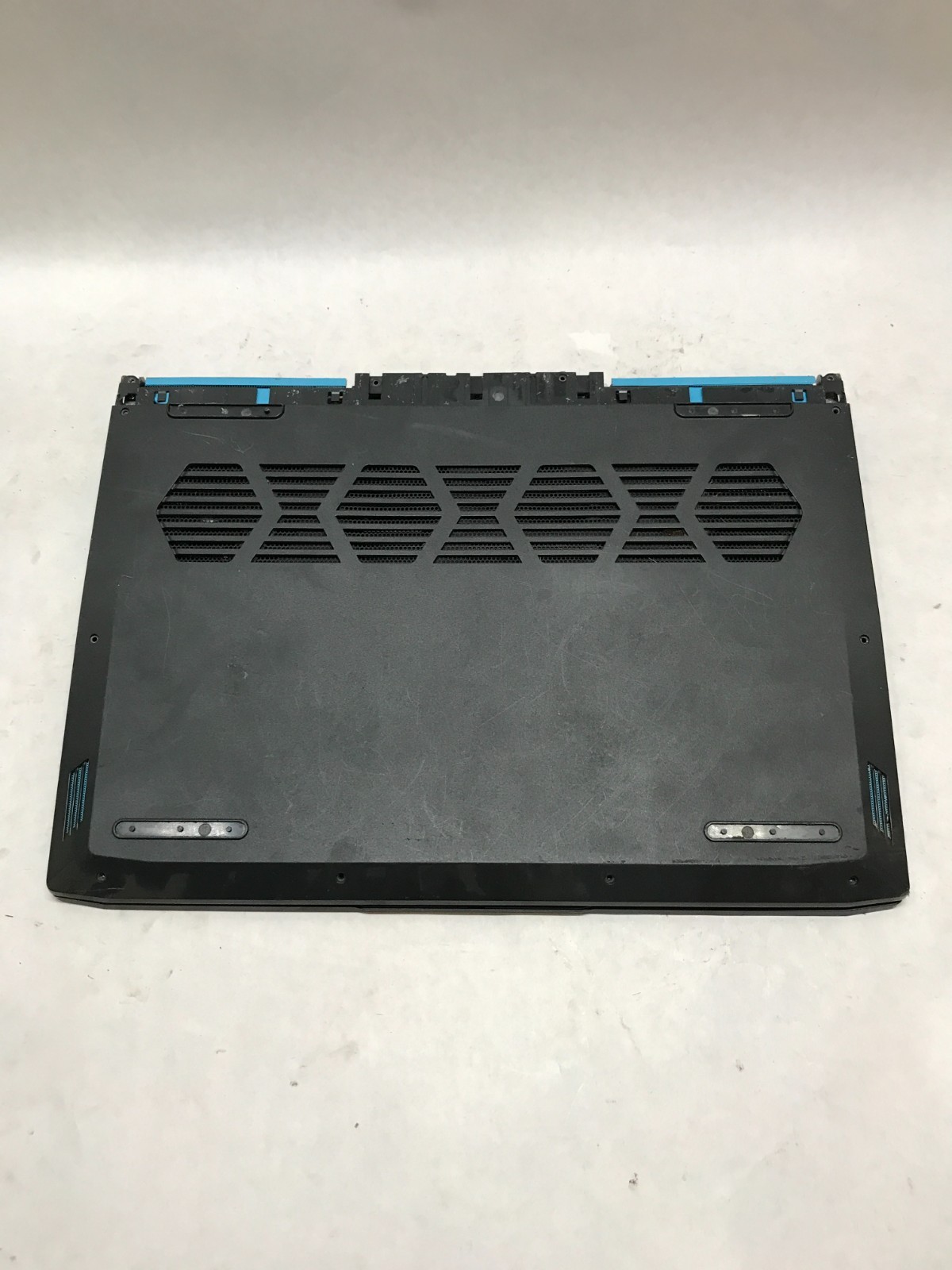 IdeaPad Gaming 3 15ARH7 15″ Ryzen 5 6600H NO RAM RTX 3050 For Parts READ DESC DW