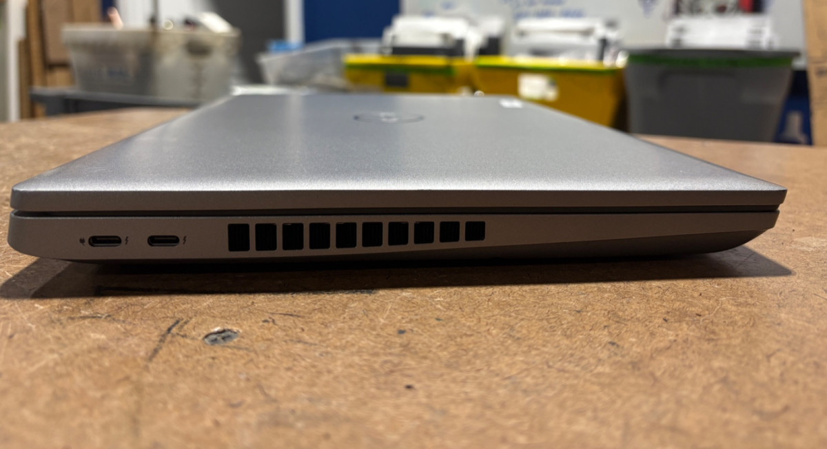 Dell Precision 3561 15.6″ i7-11850H 16GB RAM 256GB SSD FHD No Charger/No OS