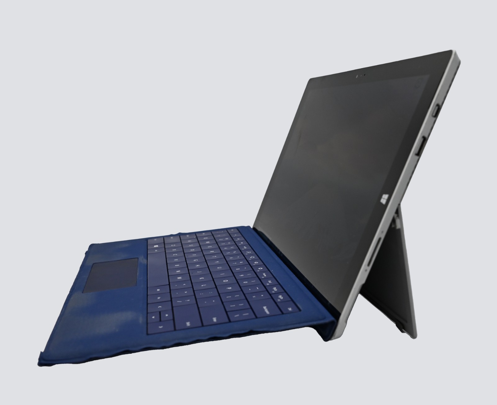 Microsoft Surface Pro 3 i5-4300u 1.9 GHz 8GB RAM 256GB SSD BH: 92.6%