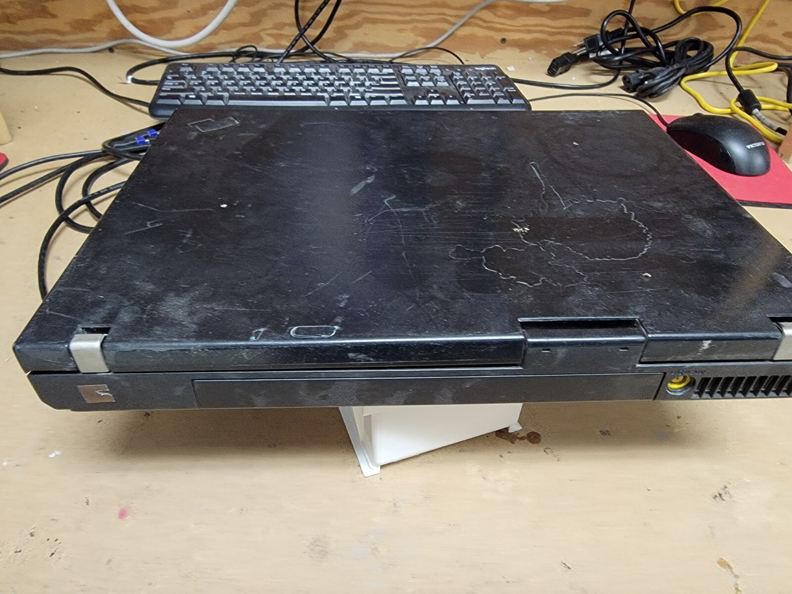 IBM THINKPAD R51e LAPTOP – PARTS ONLY – SEE DESCRIPTION