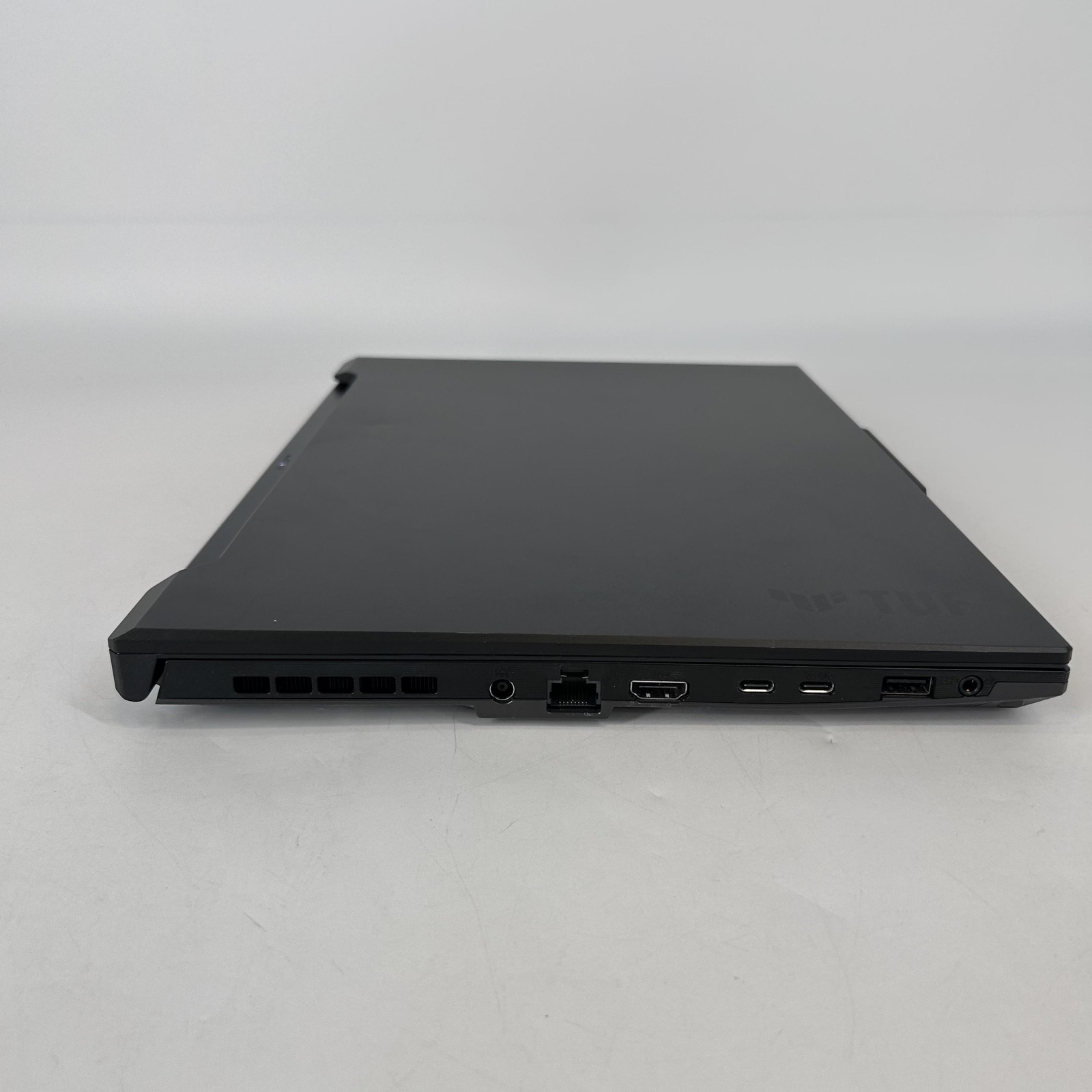 Asus TUF A16 16 165Hz FHD+ 3.2 GHz Ryzen 7 7735HS 16GB 512GB SSD AMD RX 7700S