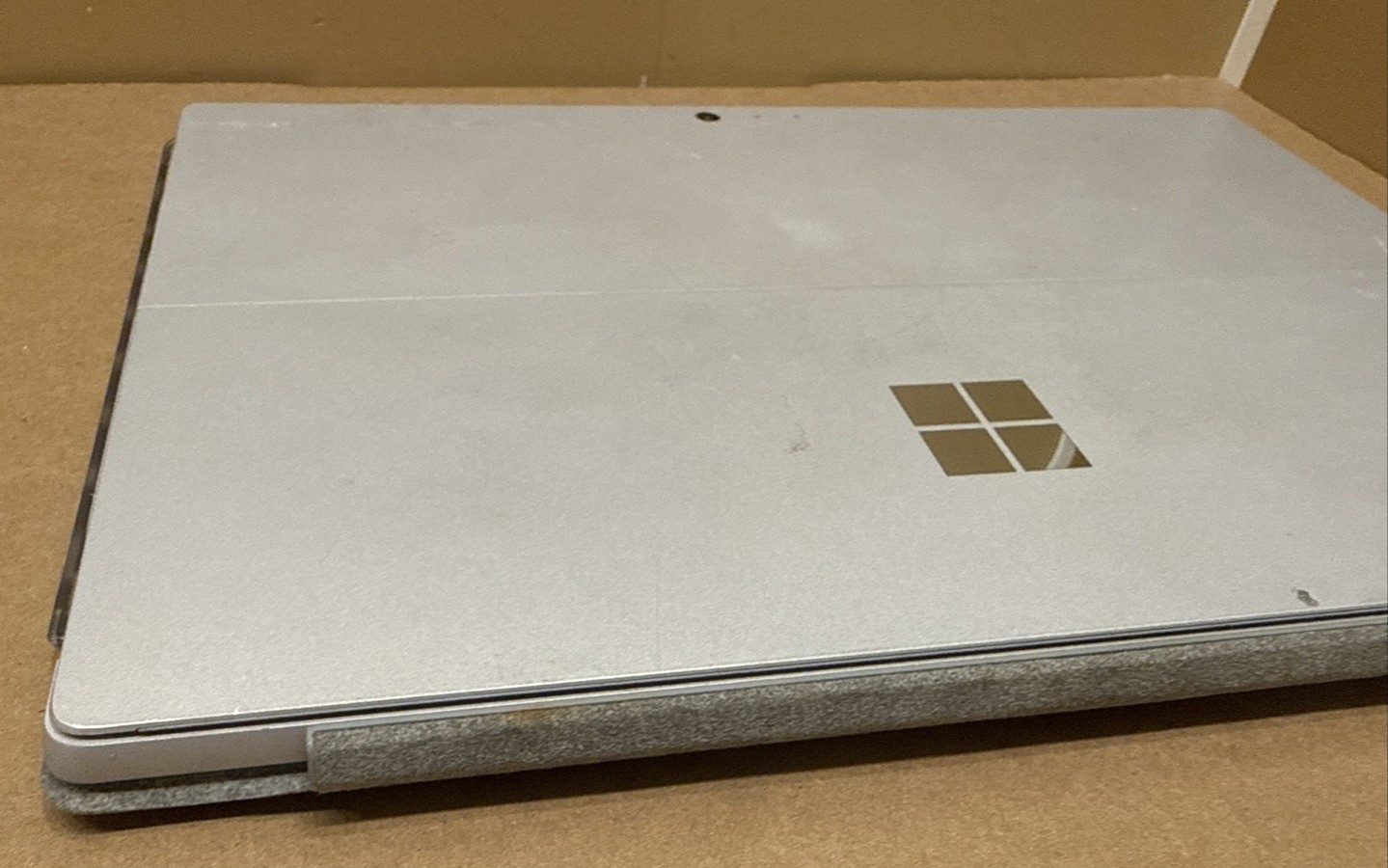 Microsoft Surface Pro 6 12.3″ i7-8650U 16GB RAM 512GB SSD Without AC Adapter