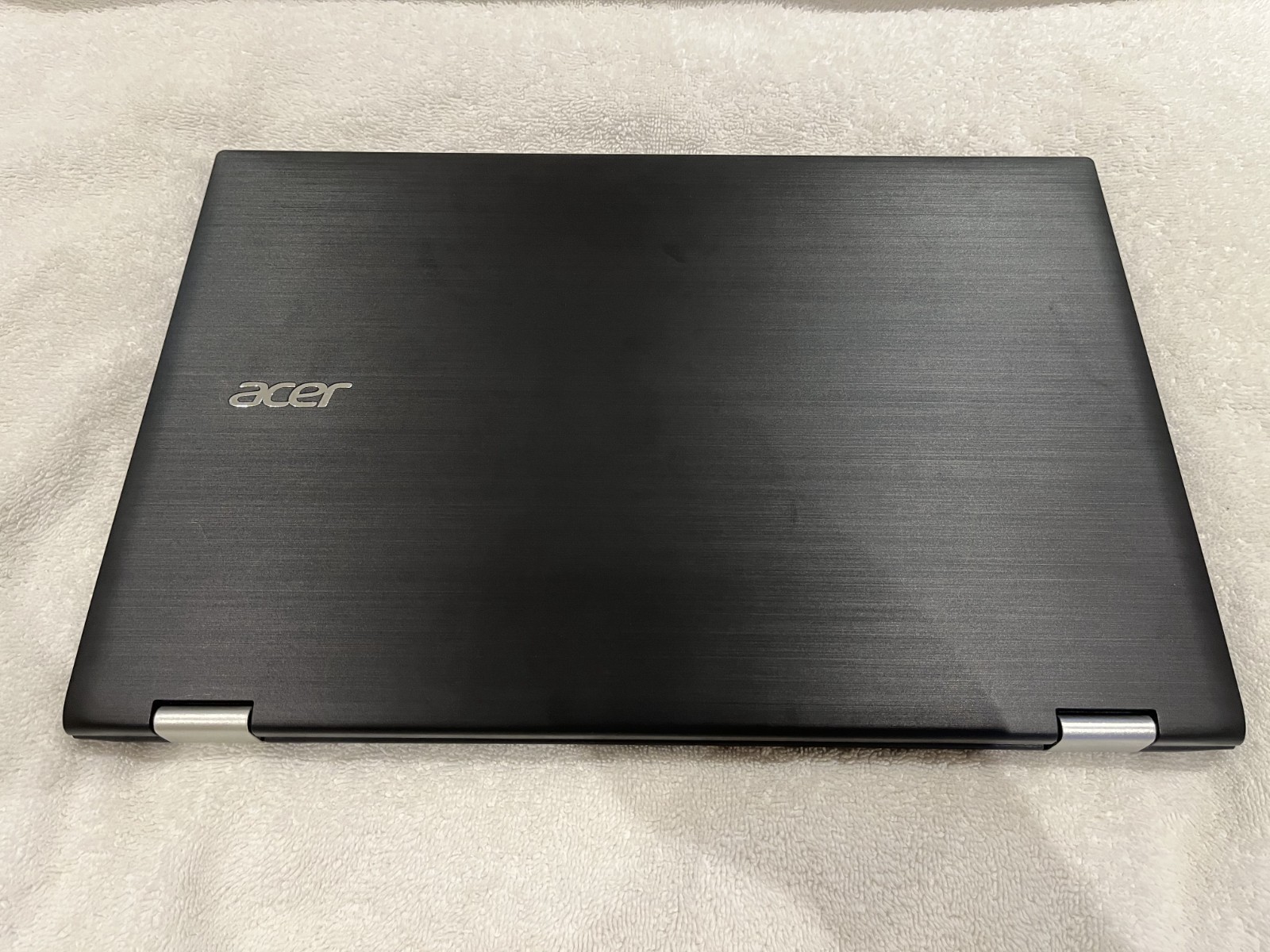 ACER Spin3 SP315-51-757C i7-7500U 2.7Ghz 256 SSD 1TB HDD 1080 15.6″ Display