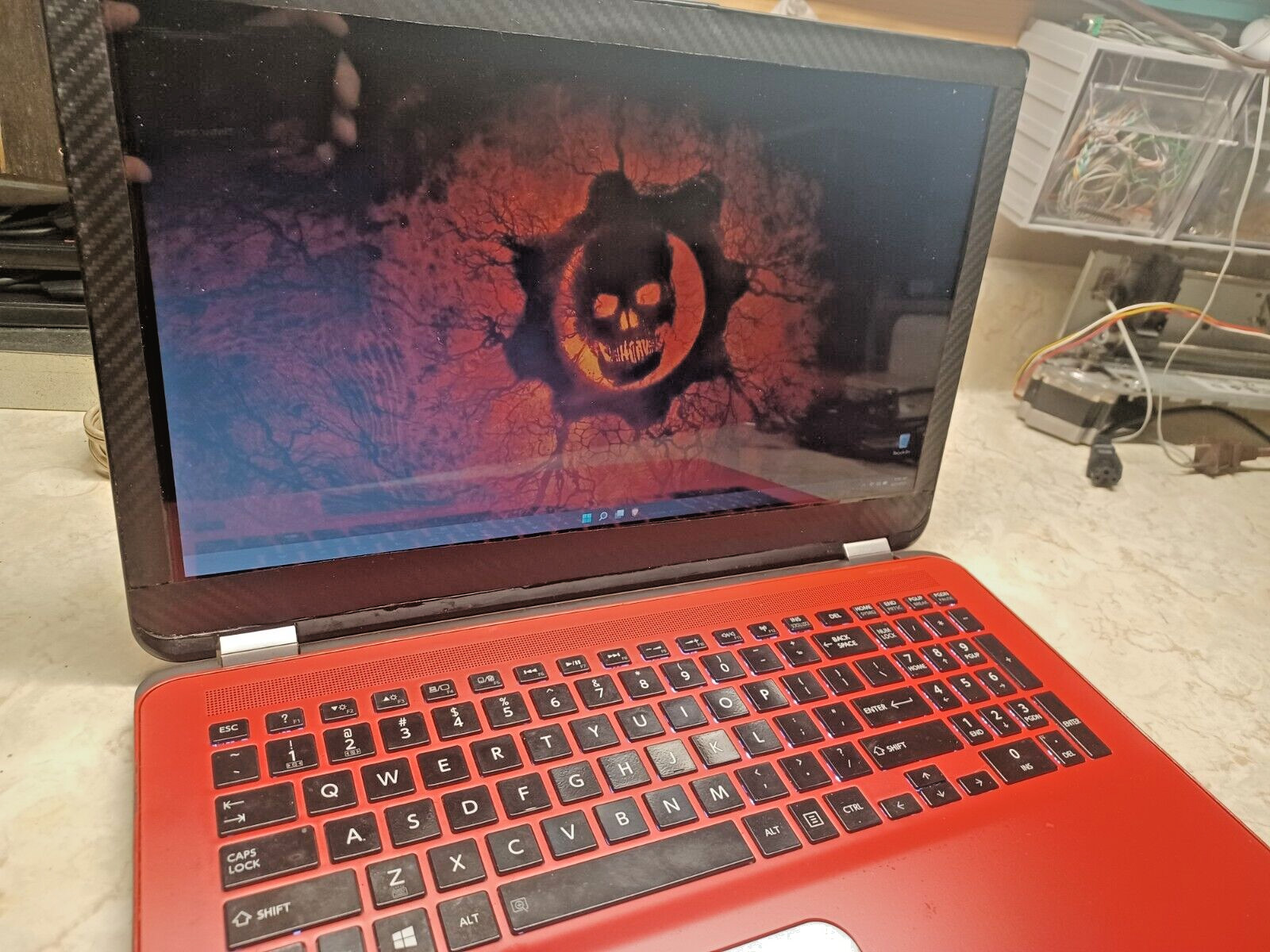 Toshiba p55w-b5224 / Core i7 4th gen / 8 GB ram /128 GB SSD/ Win 11