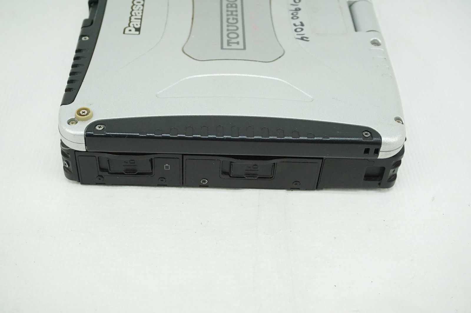 Panasonic Toughbook CF19 i5-3610ME 2.7GHz 4GB RAM Has Stylus No Hard Drive