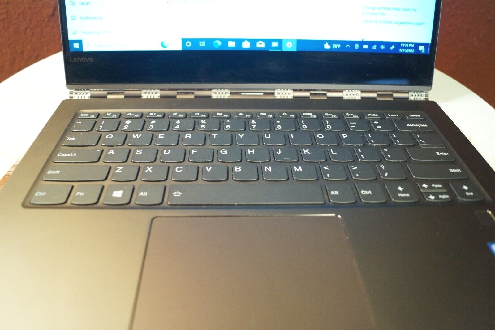 Lenovo Yoga 920 13.9″ Touchscreen Laptop (256GB, i7-8550U, 1.80GHz, 8GB)