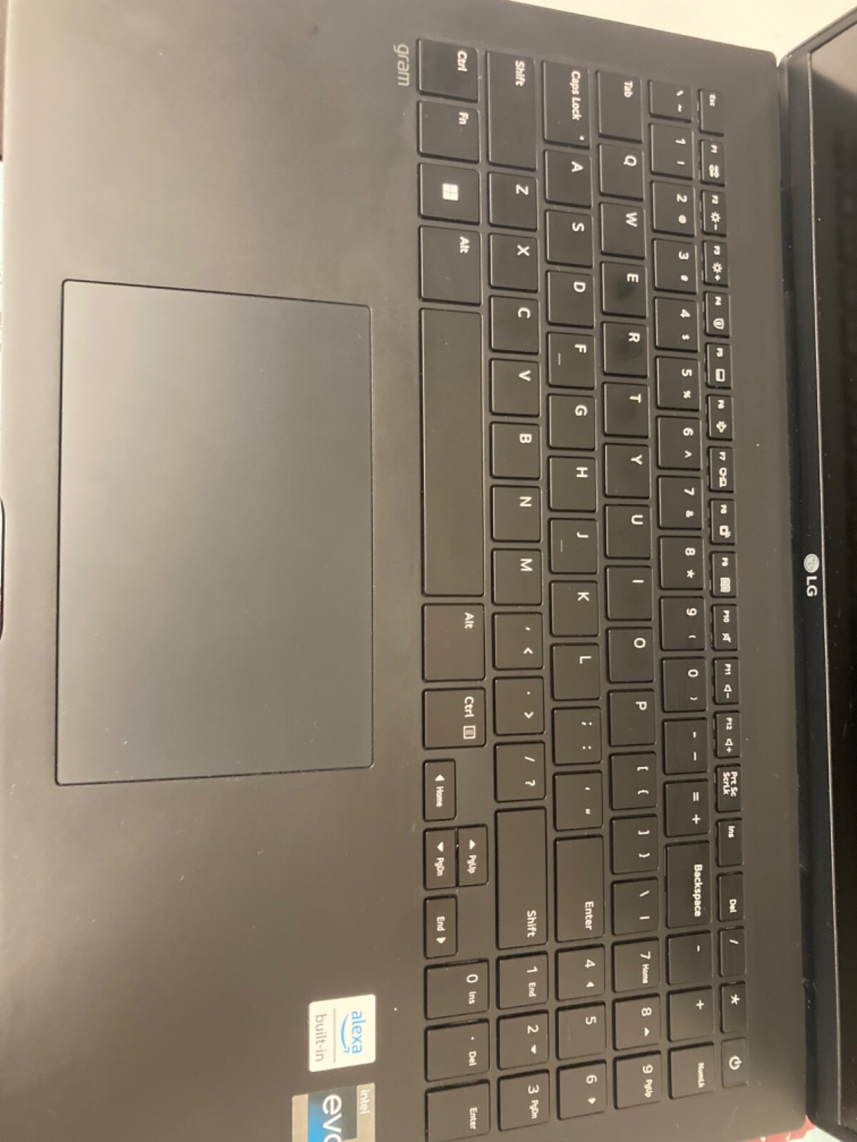 LG Gram 16 Laptop 12th Gen 16” Windows 11, Black