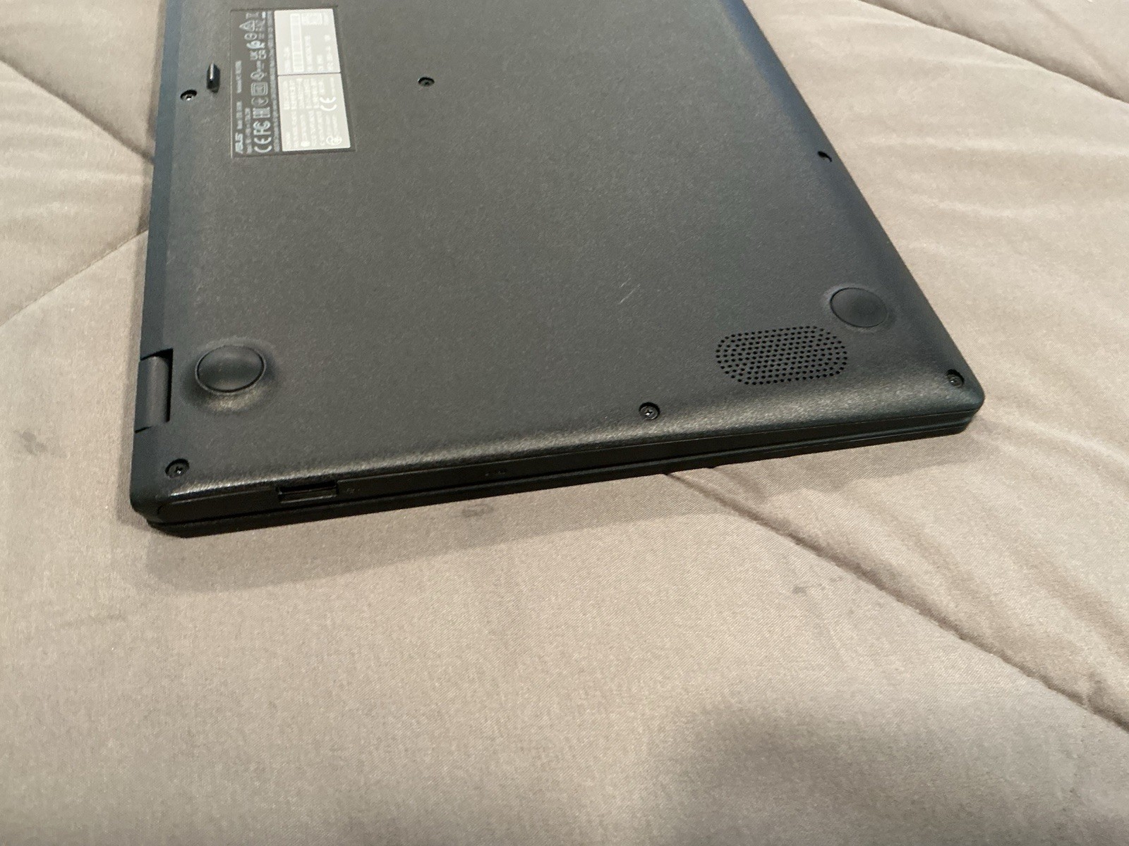 Asus Notebook PC Model E410K Used With Charging Cable And Case