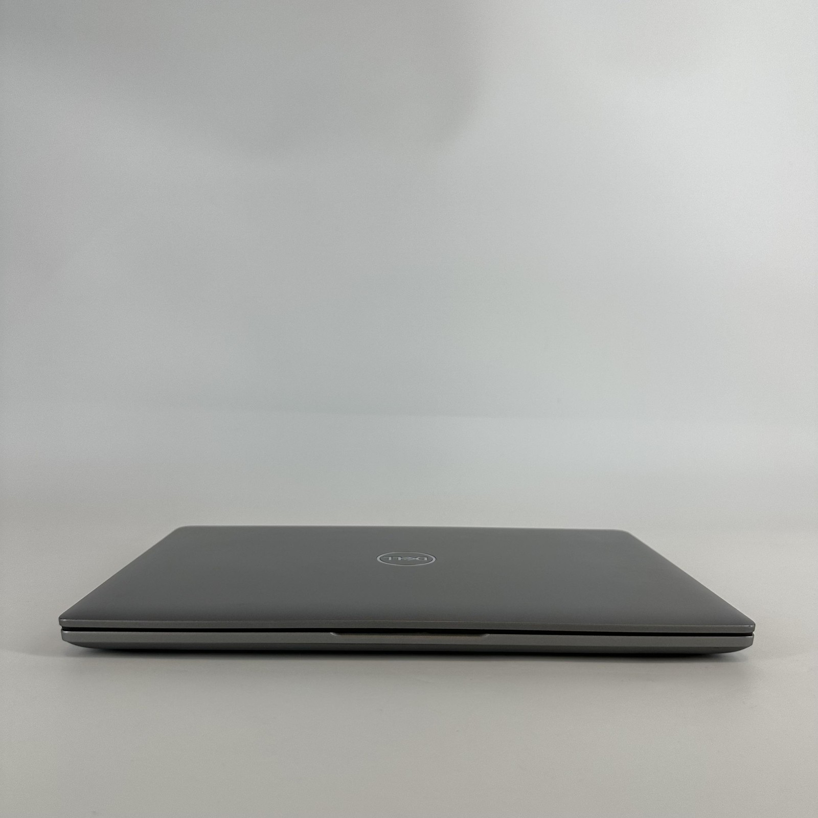 Dell Latitude 5450 14 Gray FHD 1.7 GHz Ultra 7 165U 16GB 512GB SSD-Very Good