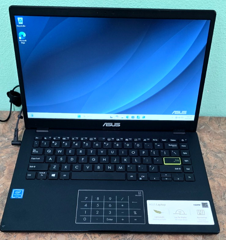 Pre-Owned Asus E410M 14-inch Laptop – PLEASE READ DESCRIPTION!