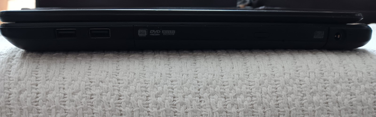 Acer Aspire E5-521-24PQ LCD Screen Black Laptop #2 HD Untested For Parts See Pic