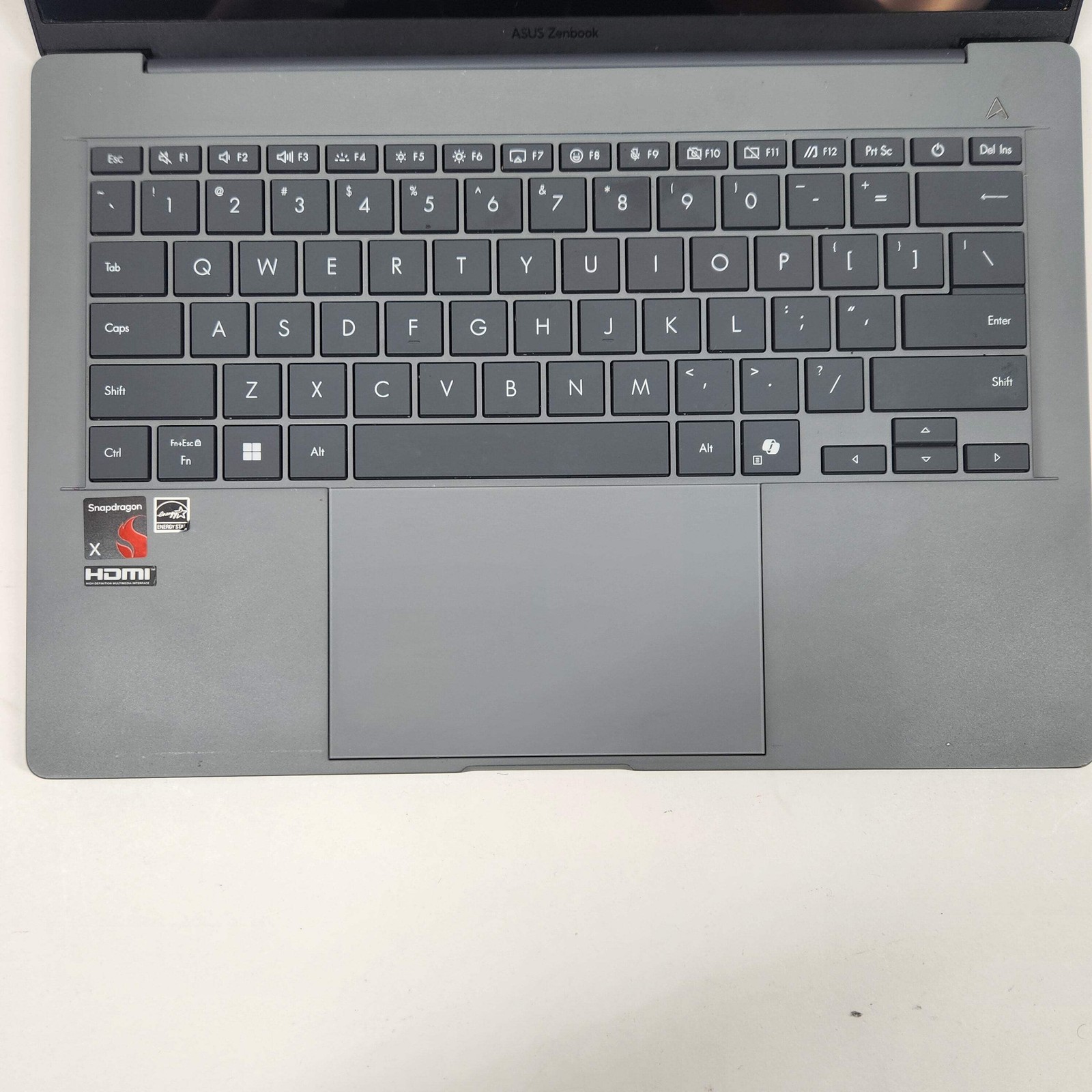 Asus Zenbook 14 UX3407Q 14″ Snapdragon(R) X-X126100 2.9GHz 32GB RAM 1TB SSD
