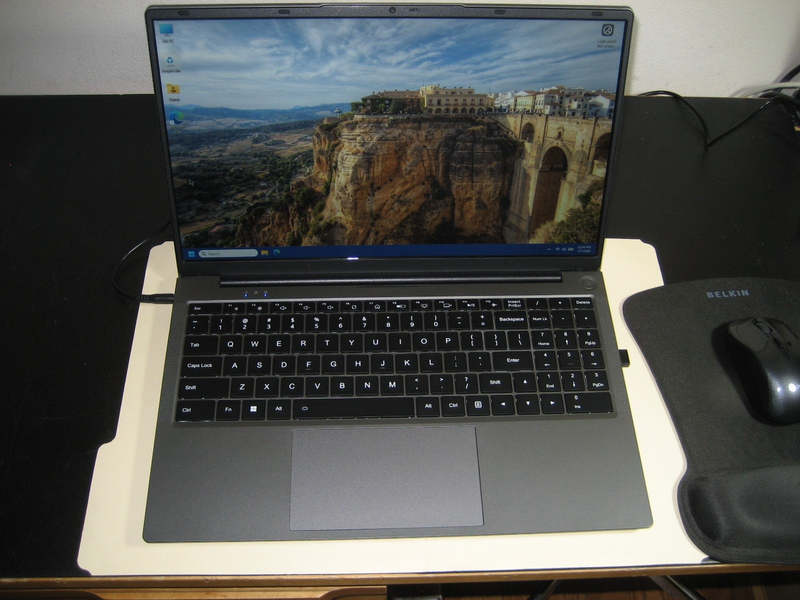 New 15.6″ Laptop, Ryzen 5 2.3GHz 6 Core, 512Gb M.2, 16Gb SODIMM Memory