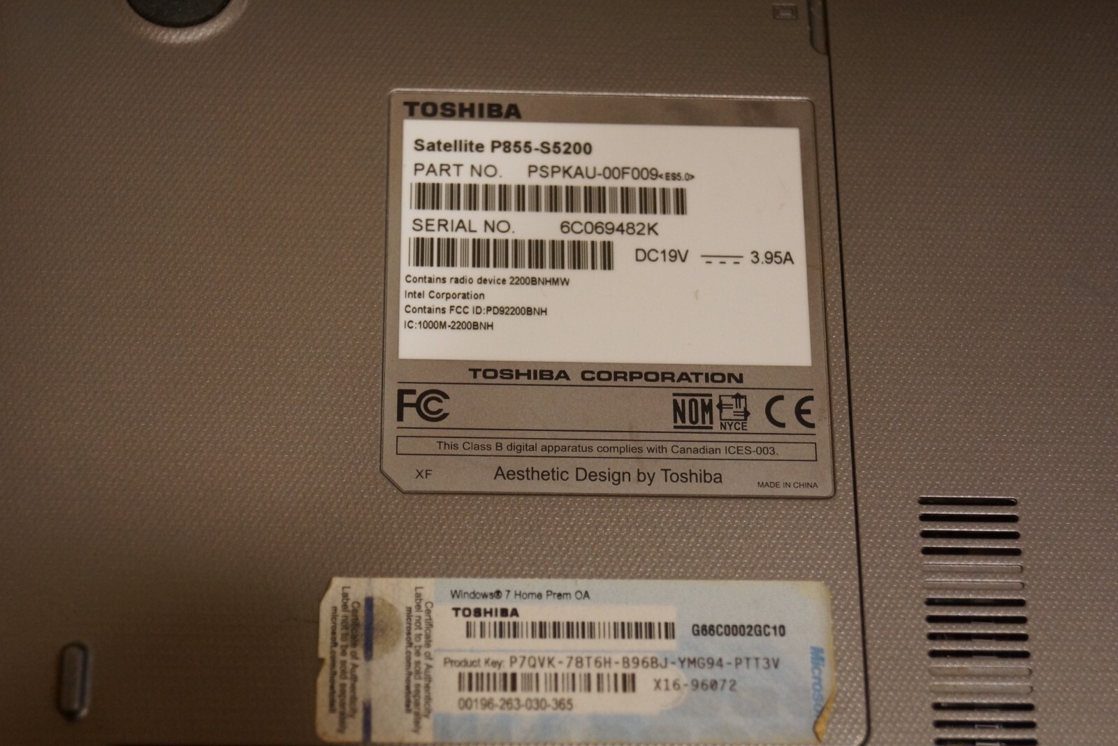 Toshiba P855-S5200 i7 Charges Battery,Will Not Turn On.Parts Repair.READ