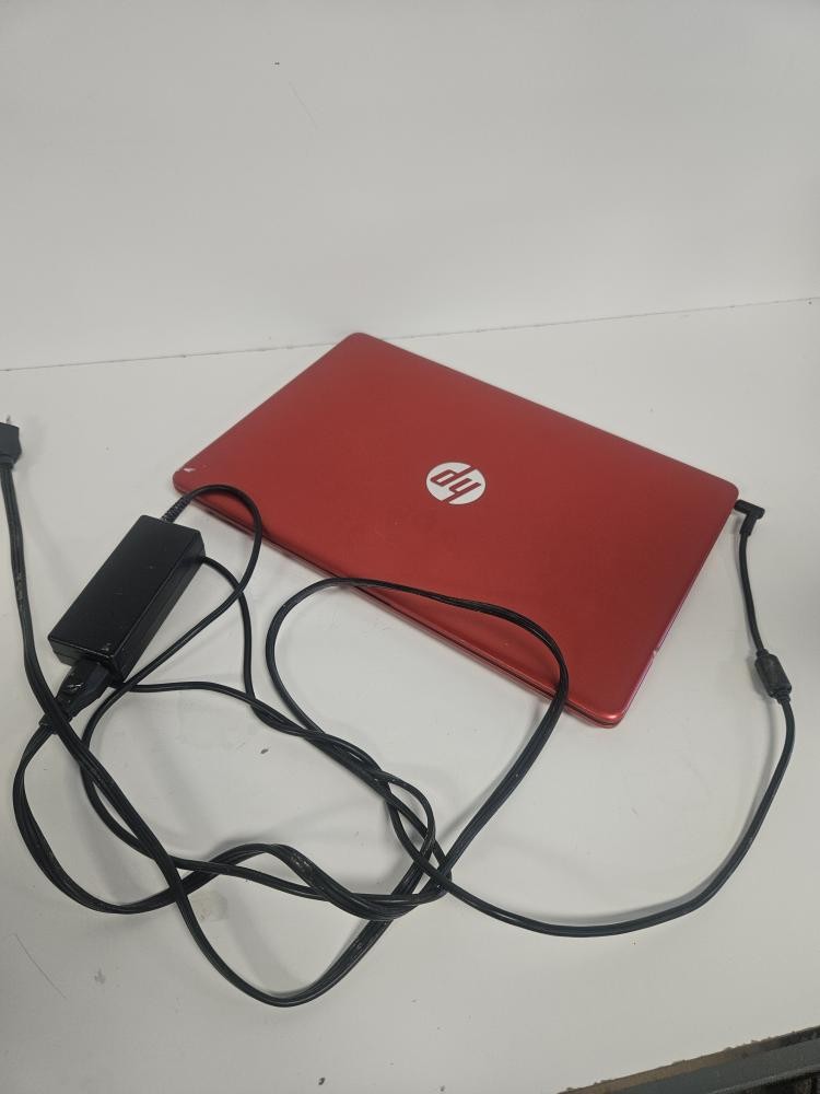 HEWLETT PACKARD HP 15 *read description*** (P17030374)