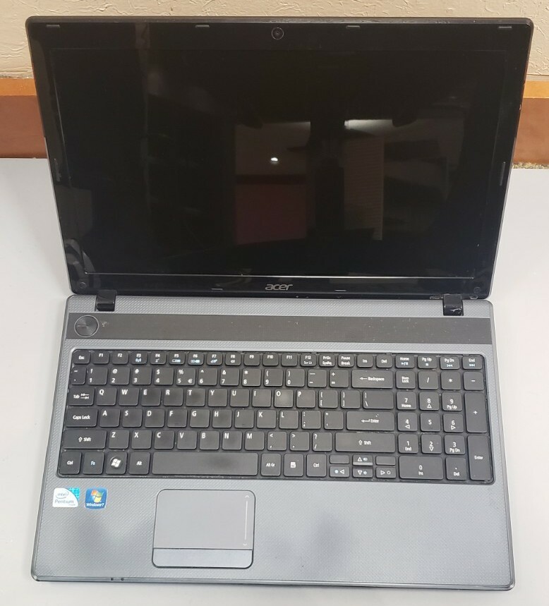 Lot of 2 Acer Aspire 5733Z/ ASUS UL50V 1GB RAM 0GB HDD PARTS REPAIRS