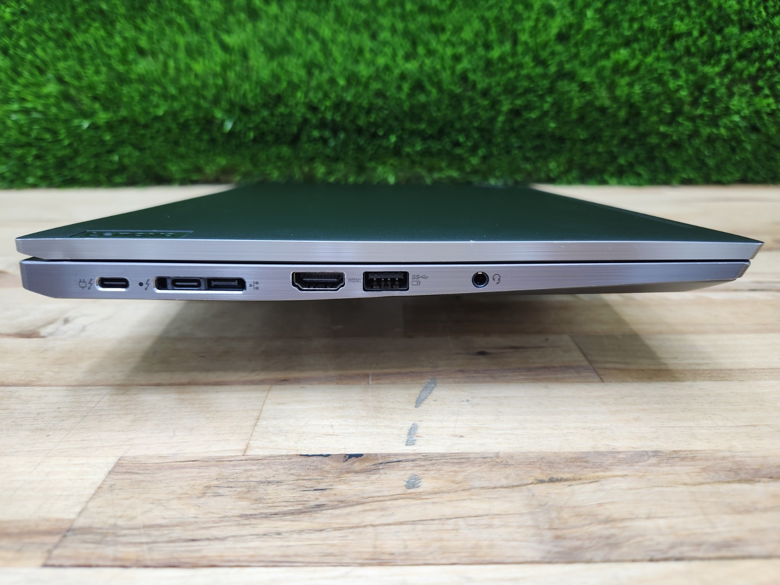 Lenovo ThinkPad X13 Gen 2 Touchscreen i7-1165G7 16GB 256GB SSD Windows 11 Pro ~