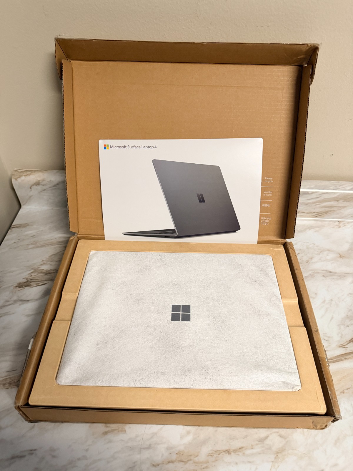 Microsoft Surface Laptop 4 i7-1185G7 16GB RAM 256GB SSD 15″ Touch W11 PRO