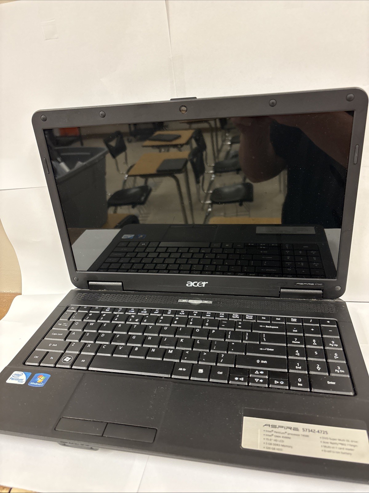 acer aspire 5734z-4725 intel processor t4500 15.6 screen 3gb memory
