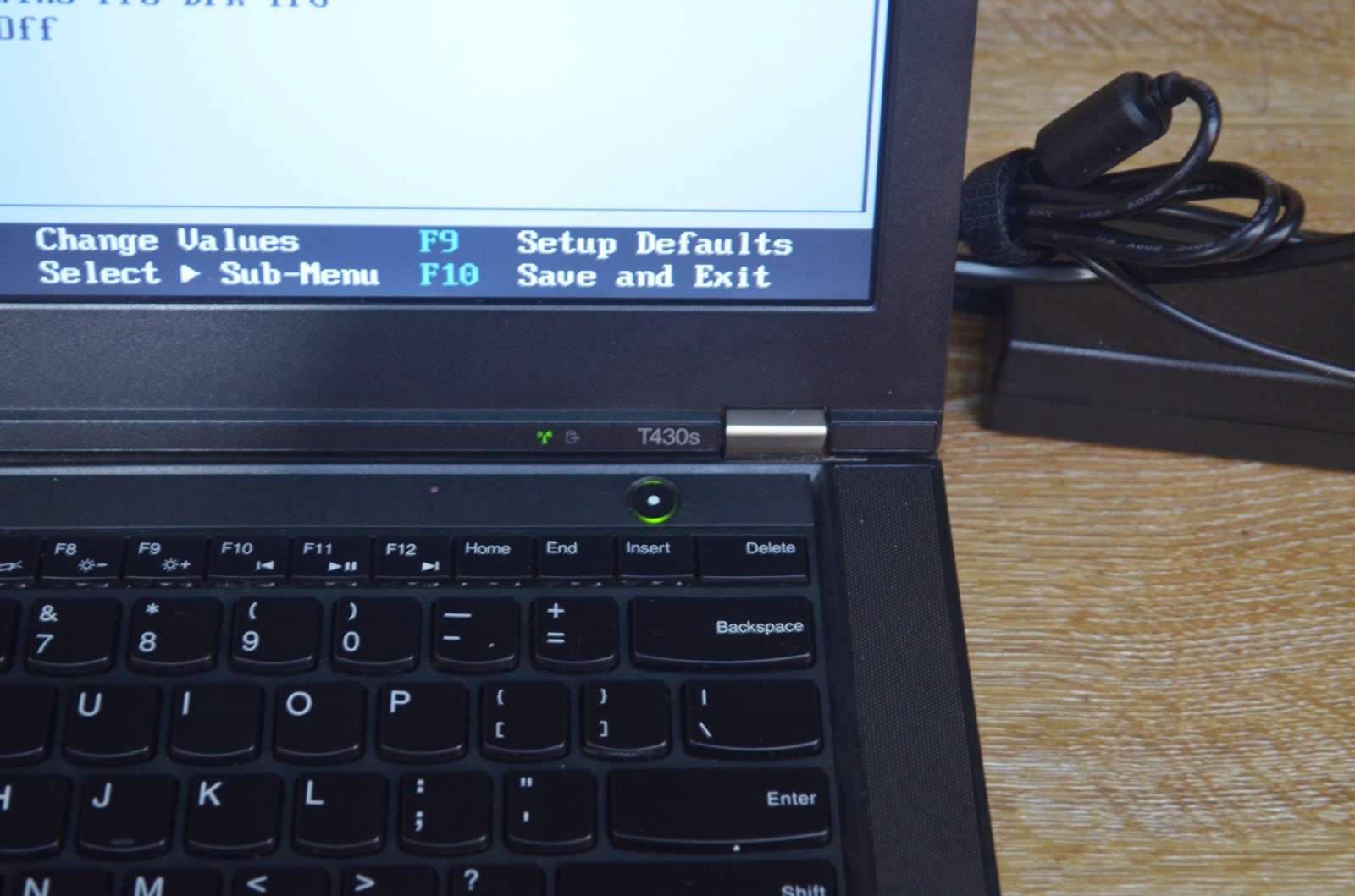Lenovo ThinkPad T430s i5-3230M 8GB Boots to BIOS Charger Included AS-IS