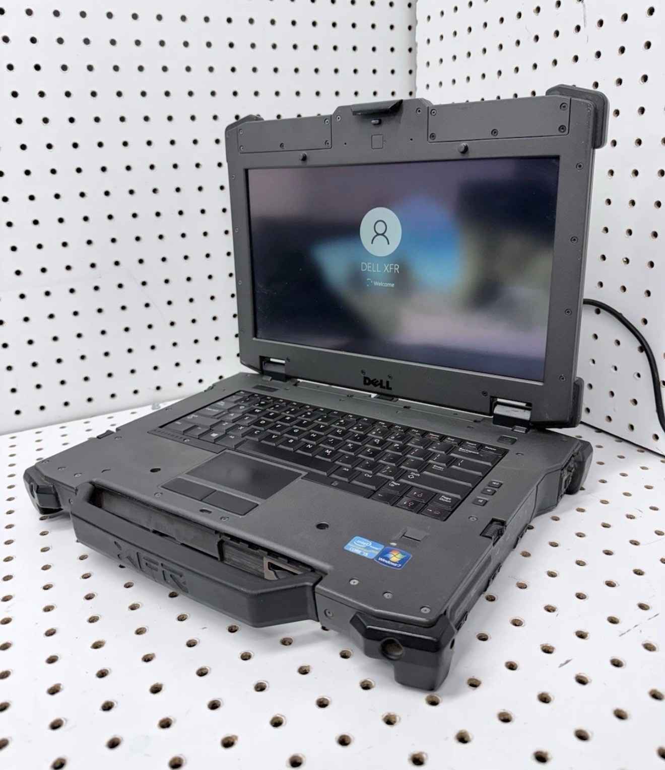 Dell Latitude E6420 XFR Core i7 CPU, 128 Solid State, 8GB RAM Win10 Rugged