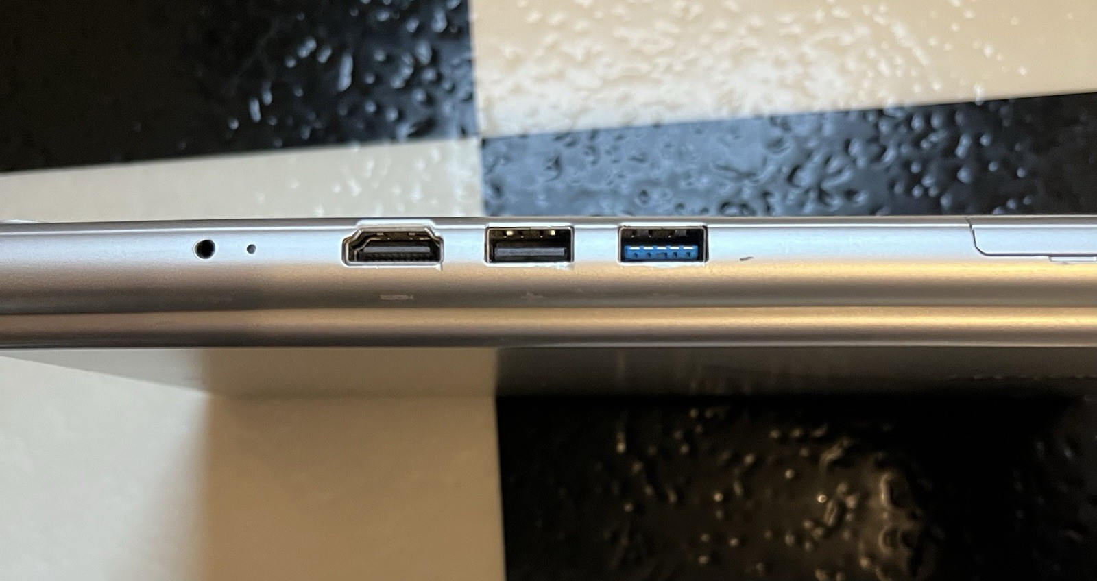 Samsung Chromebook 11.6″ 16GB SSD, Samsung Exynos 5 Dual, 1.7GHz, 2GB RAM &Cord