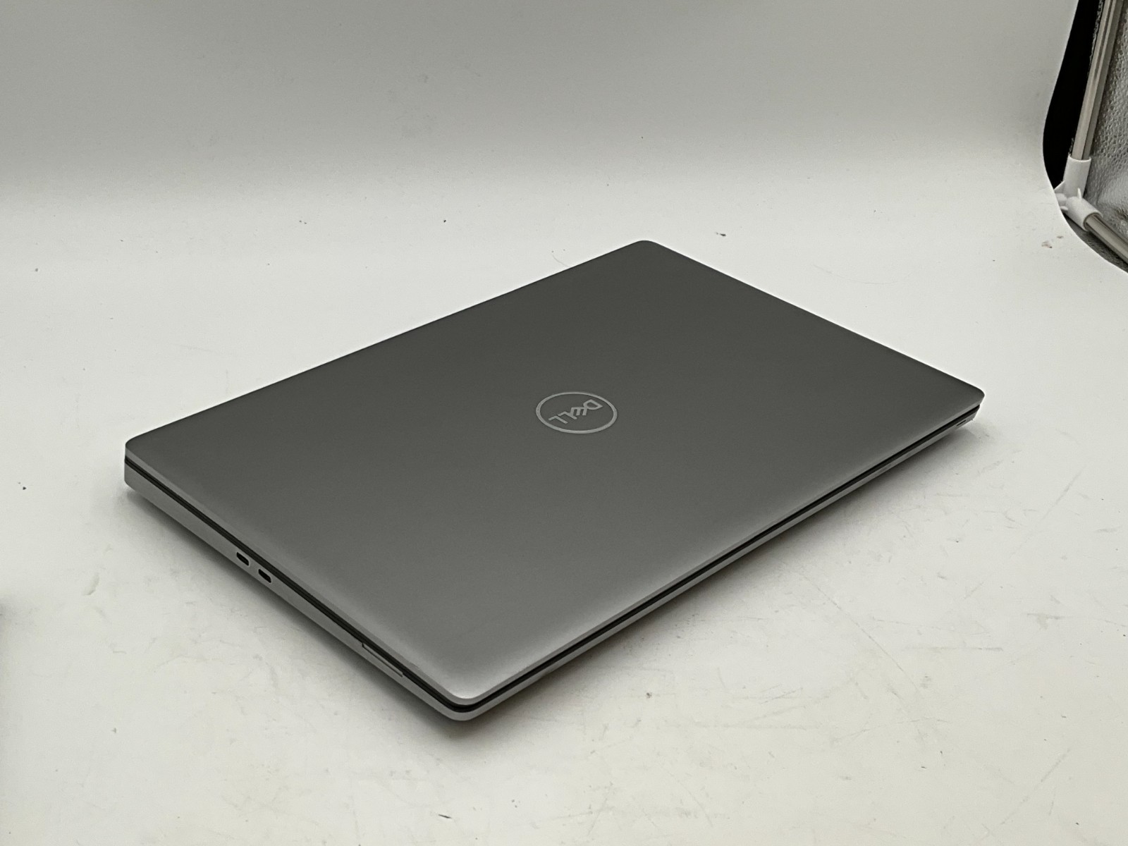 DELL Precision 7560 i7-11850H 2.5g 32GB 1TB T1200 15.6″ Win 11 LAPTOP GDND2J3