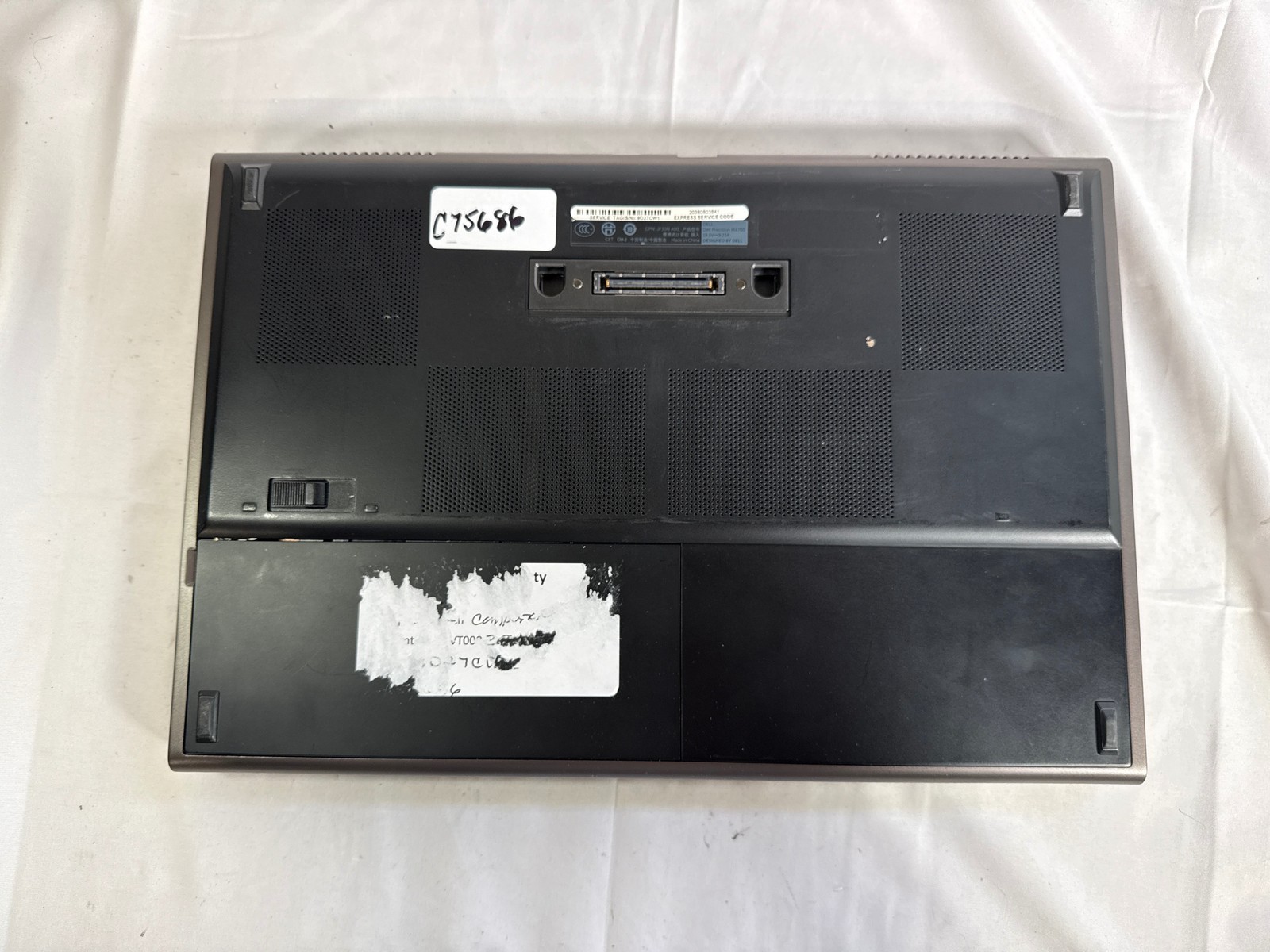 Dell Precision M4700 Intel Core i7-3740QM @ 2.70 GHz 8 GB No Drive 15.6″