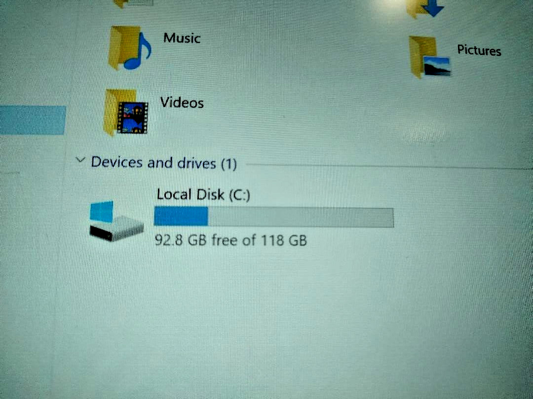 Fujitsu Stylistic Q616 Core M5-6Y54 4GB RAM 128GB SSD win 10 Works/Looks Good
