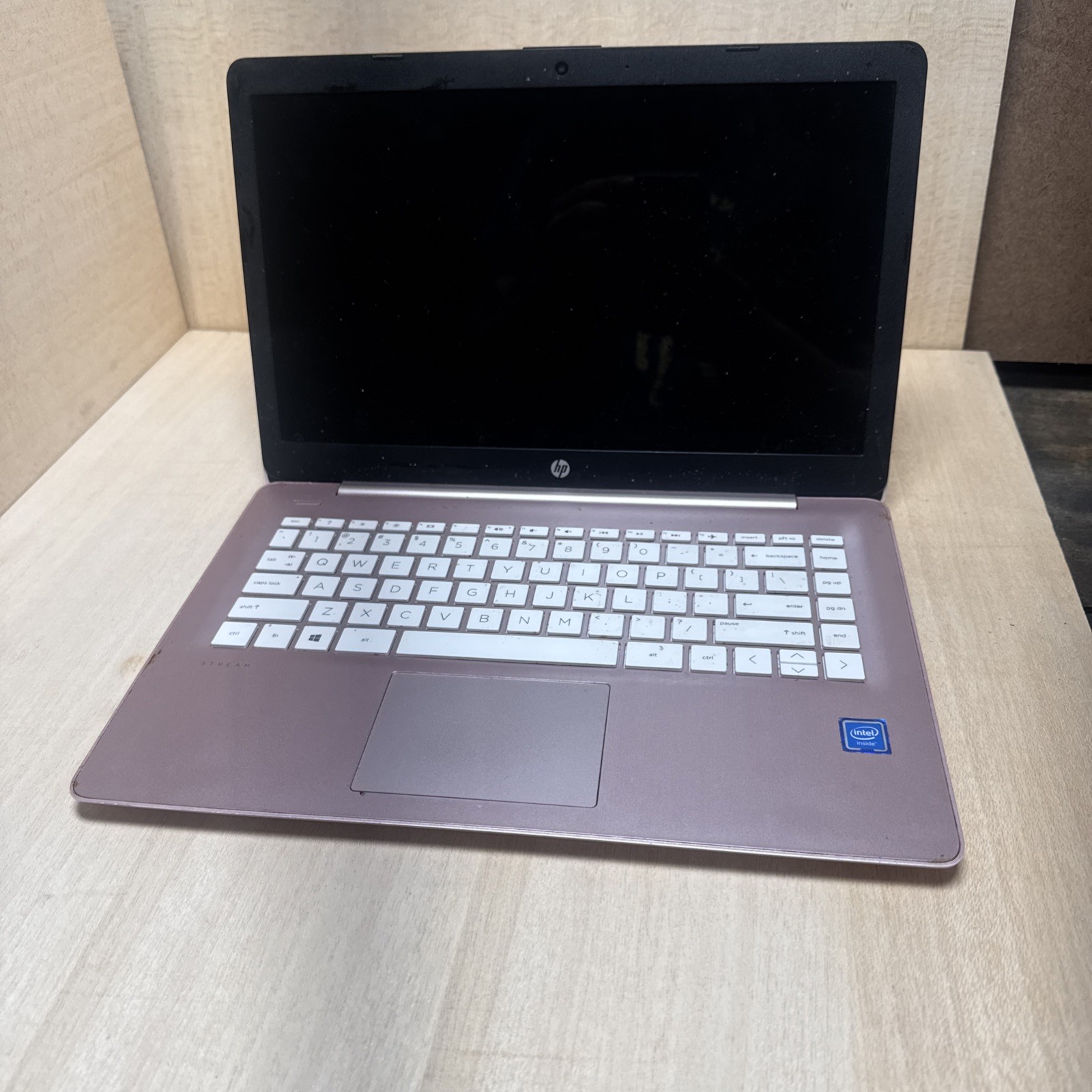 UNTESTED HP Stream 14-cb172wm Intel Celeron N4020 1.1 GHz 8GBRAM 64GB SOLD AS IS