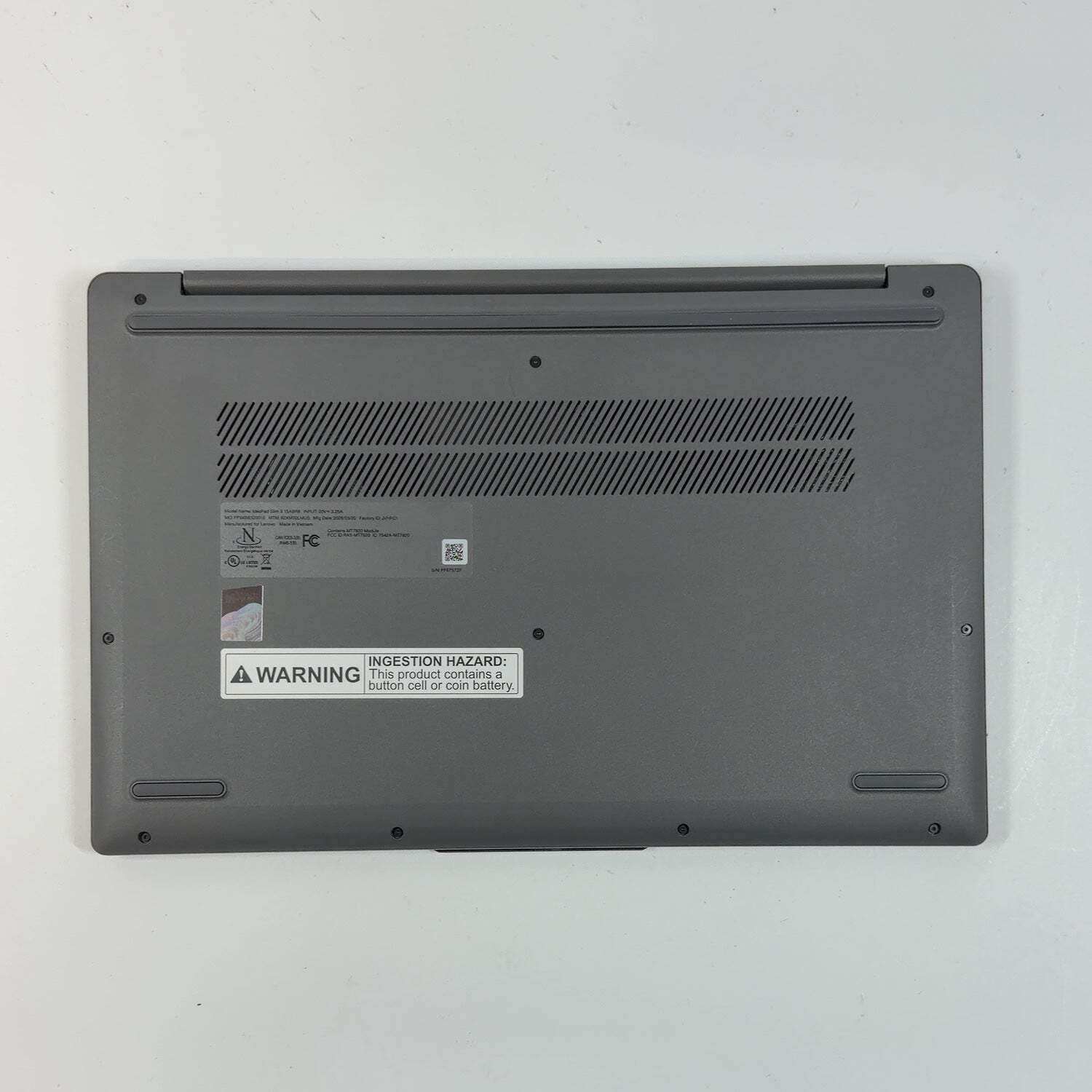 Lenovo IdeaPad Slim 3 15ABR8 15.3″ Ryzen 7 5825U 2.0GHz 16GB RAM 512GB SSD