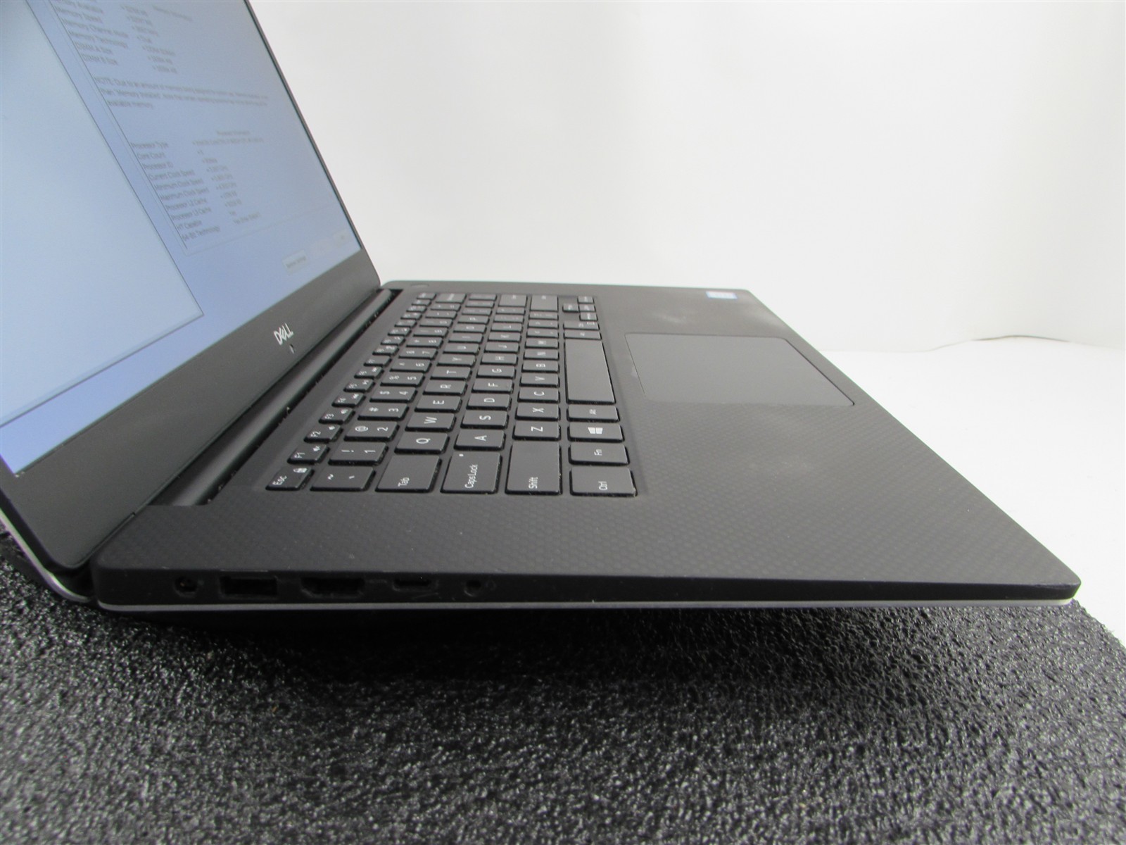 DELL PRECISION 5530 1920X1080 I7-8850H NO SSD 32GB RAM NVIDIA P1000 NO O.S