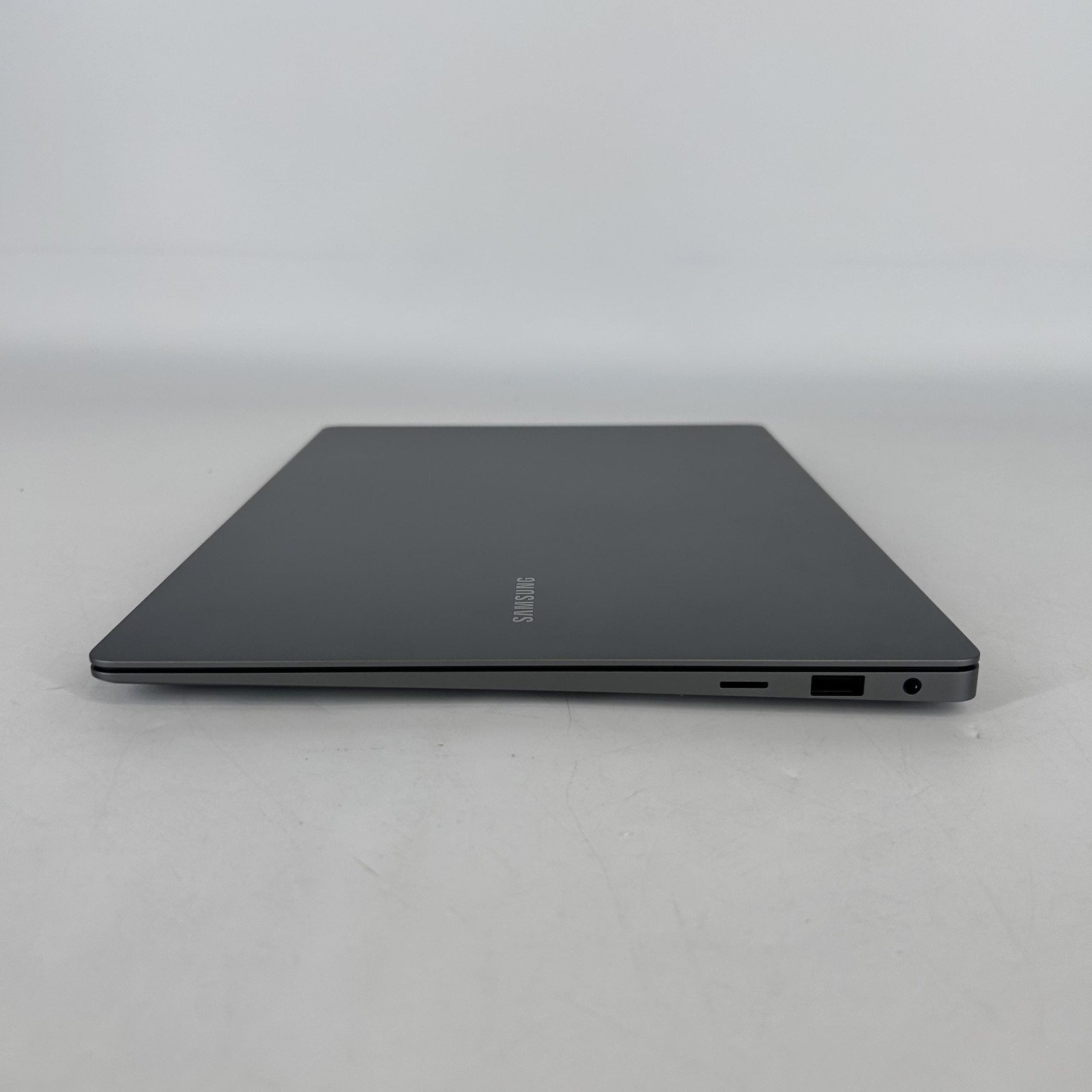 Samsung Galaxy Book5 Pro 14 Silver QHD+ TOUCH 2.2 GHz Ultra 7 258V 32GB 1TB SSD