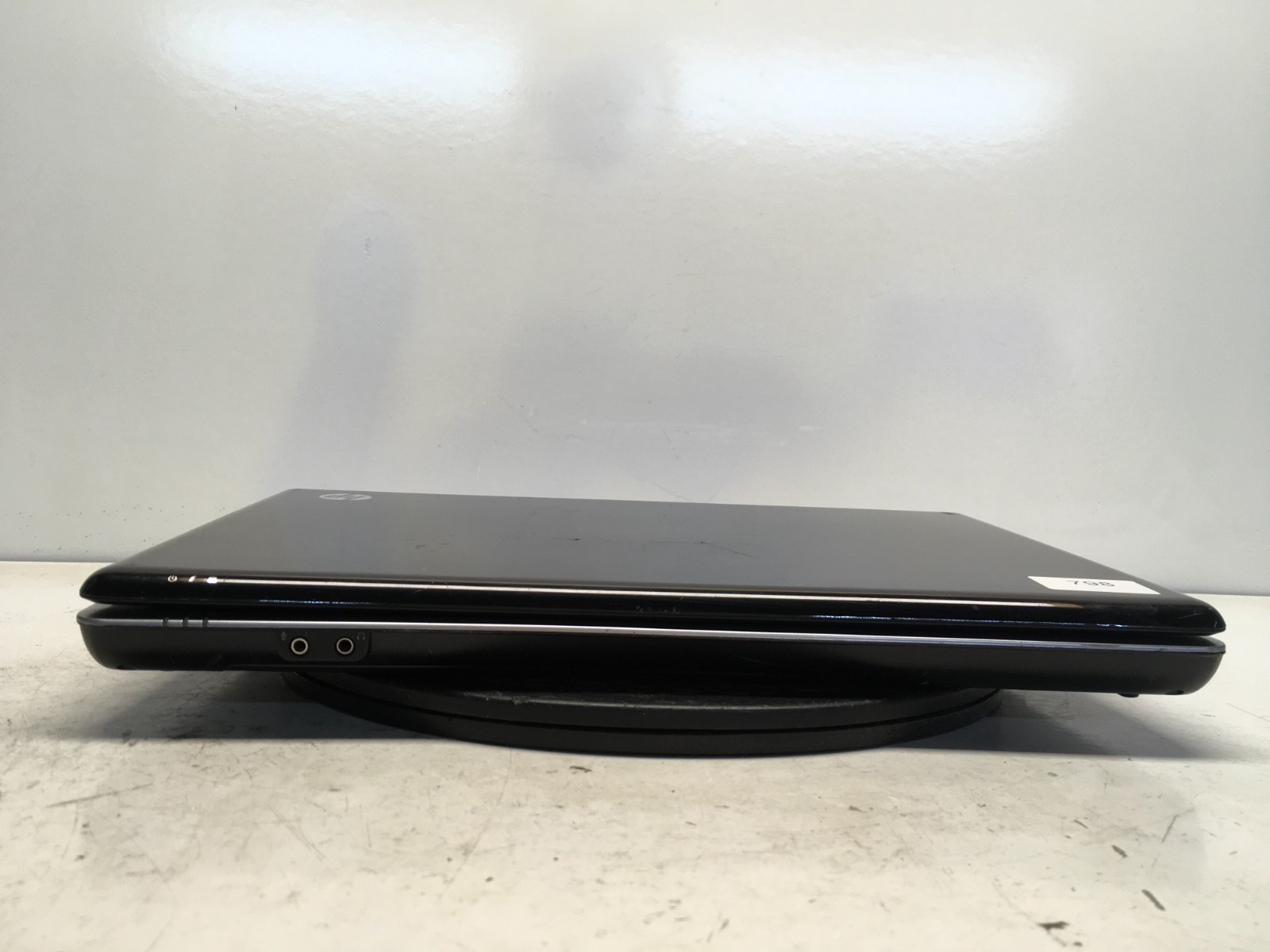HP G61-429WM AMD Sempron M120 2100MHz 2 GB NO HDD/Battery