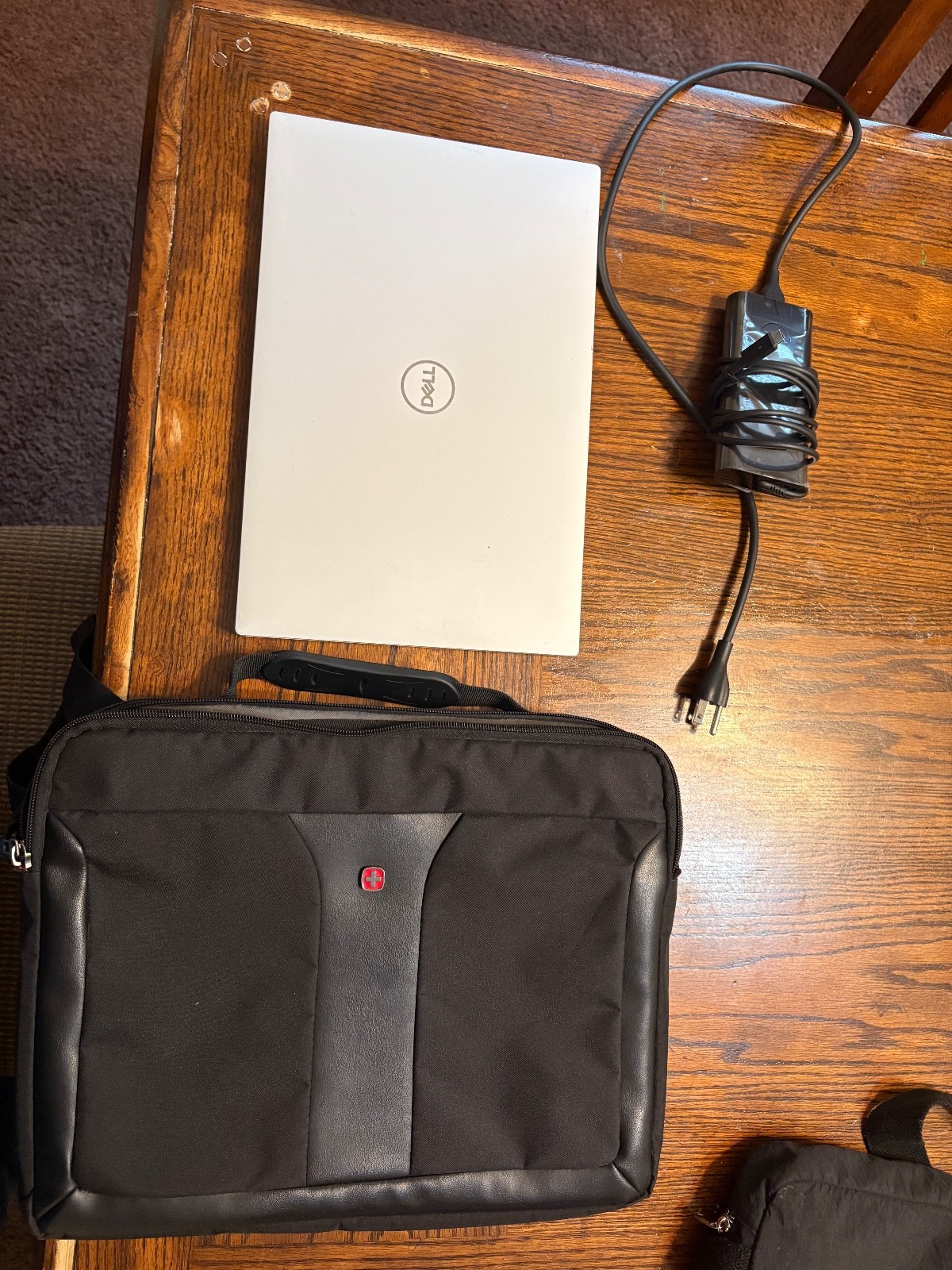 Dell XPS 15” 9500 i7 Exclusive Alpine White Sleek Design UHD – Custom Build