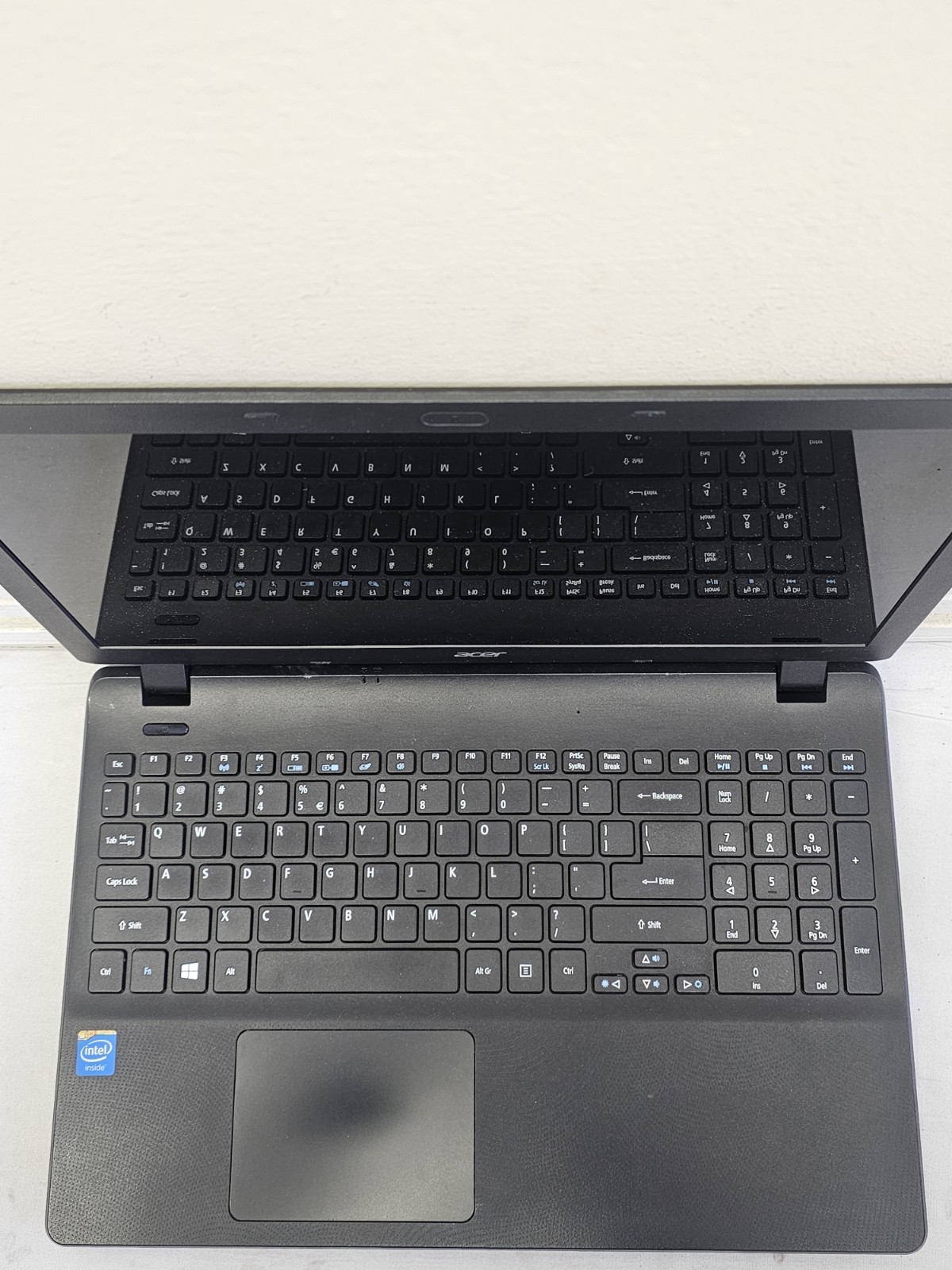 Acer ES1-512-C965 Laptop – Intel Celeron N2840 – 4GB RAM 500GB HDD NO BATT READ