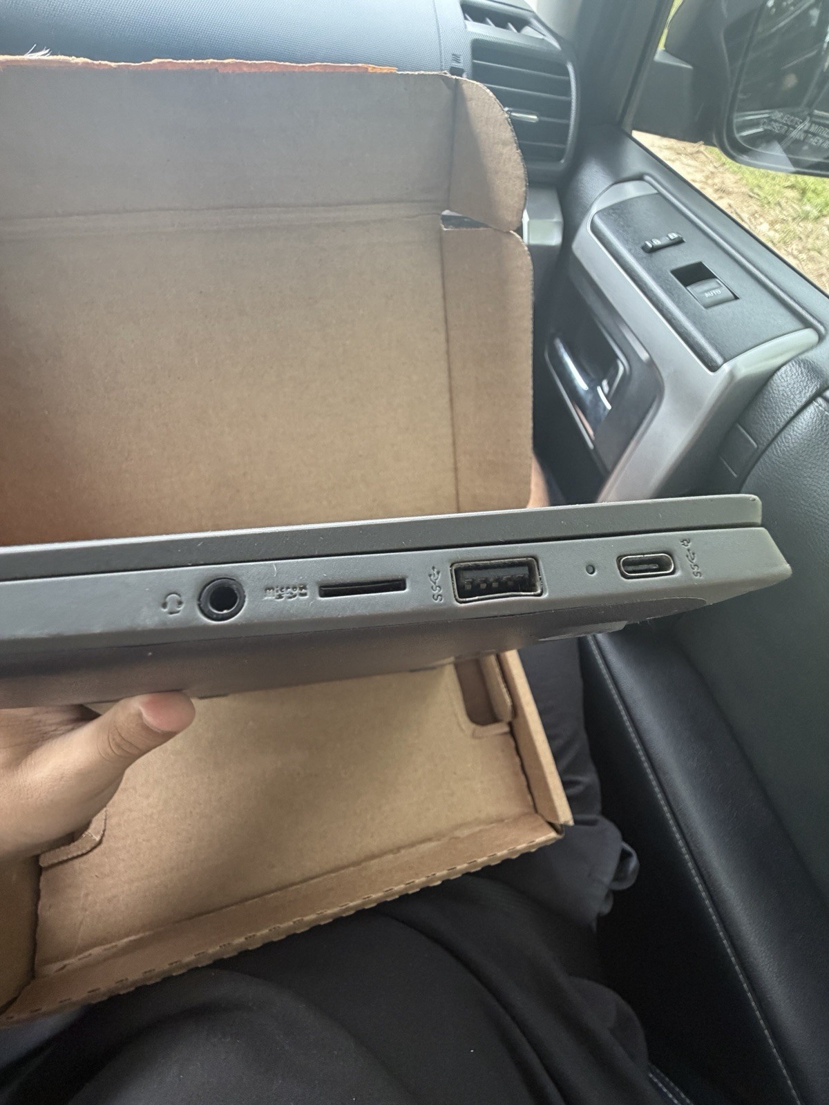 HP Chromebook 14 G4 EE 14in Intel Celeron 4GB RAM 16GB SSD Chrome OS Gray