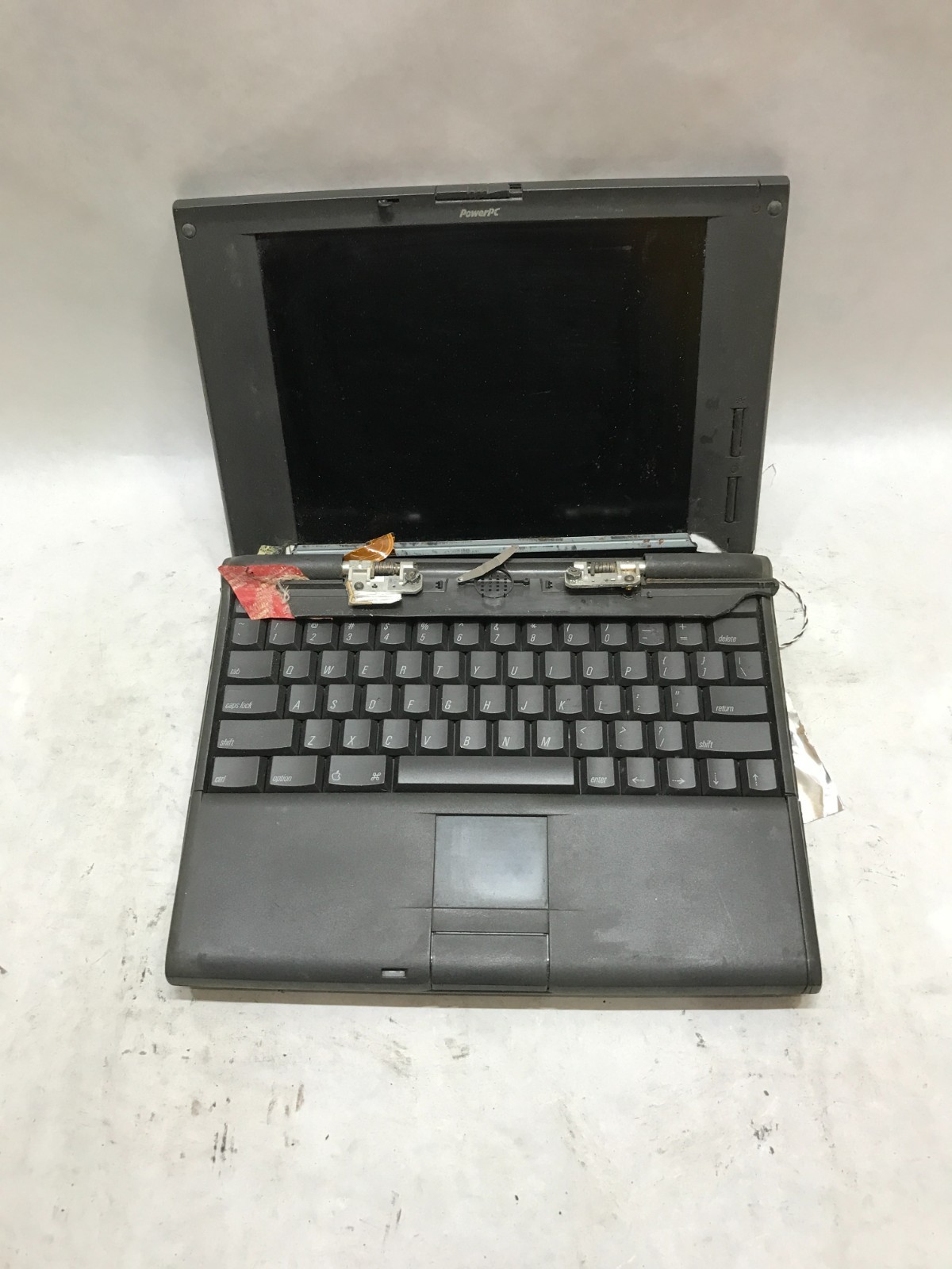 Vintage Apple PowerBook 3500 Series For Parts/Repair NO POWER SOLD AS IS!!! – DW